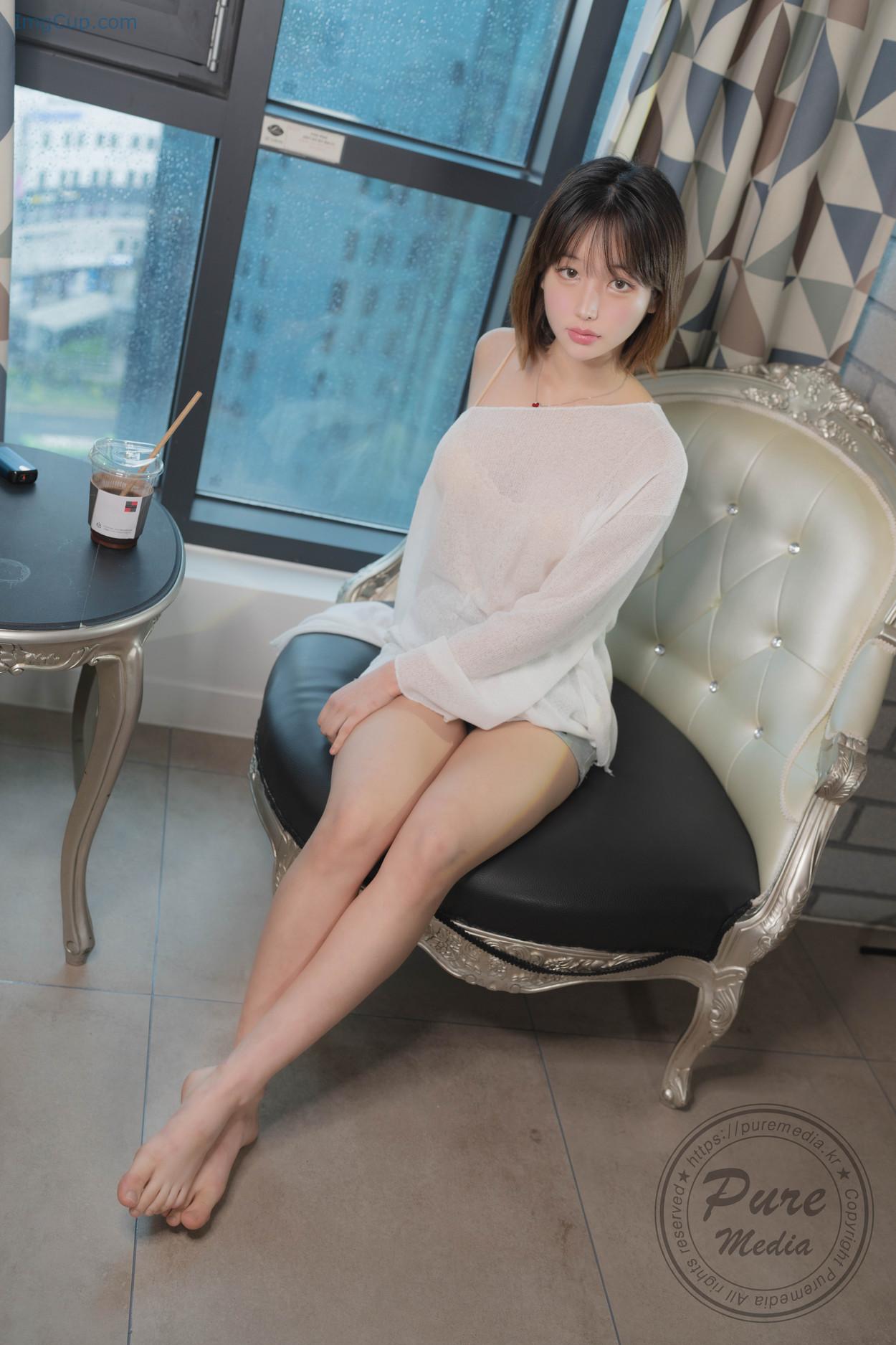 TASHADEBUT1_17.jpg TASHADEBUT1 17