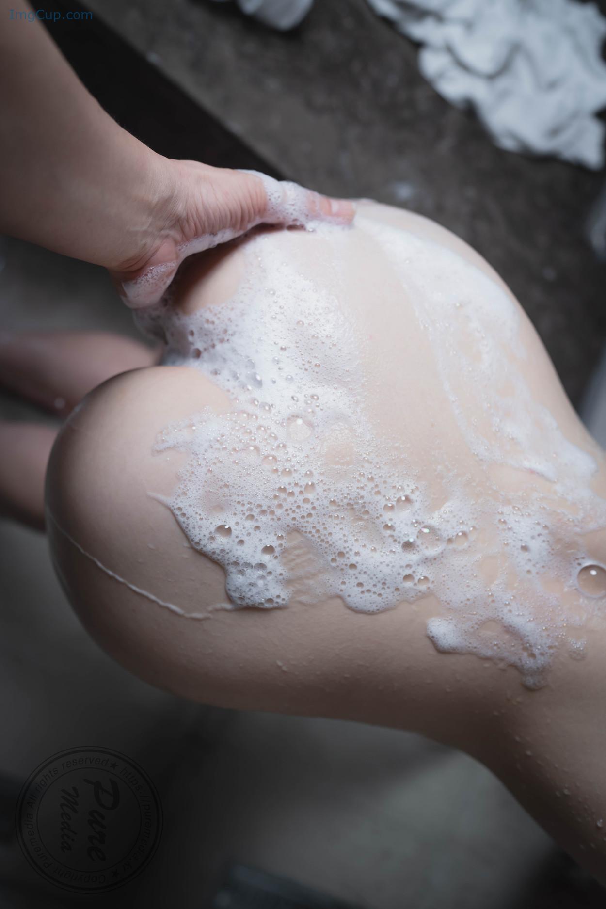 TASHADEBUT2_10.jpg TASHADEBUT2 10