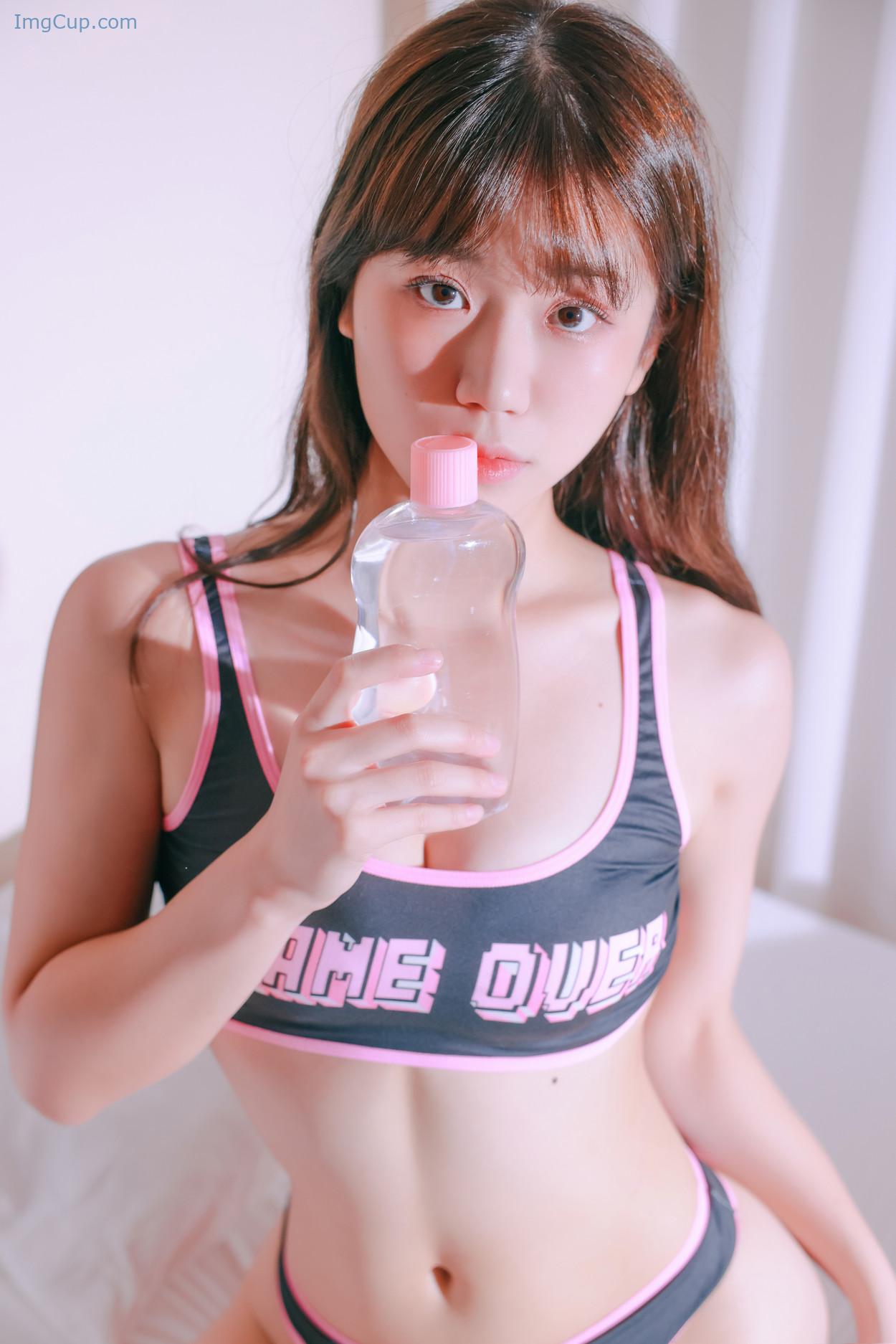 THRUTHRU1_19.jpg THRUTHRU1 19