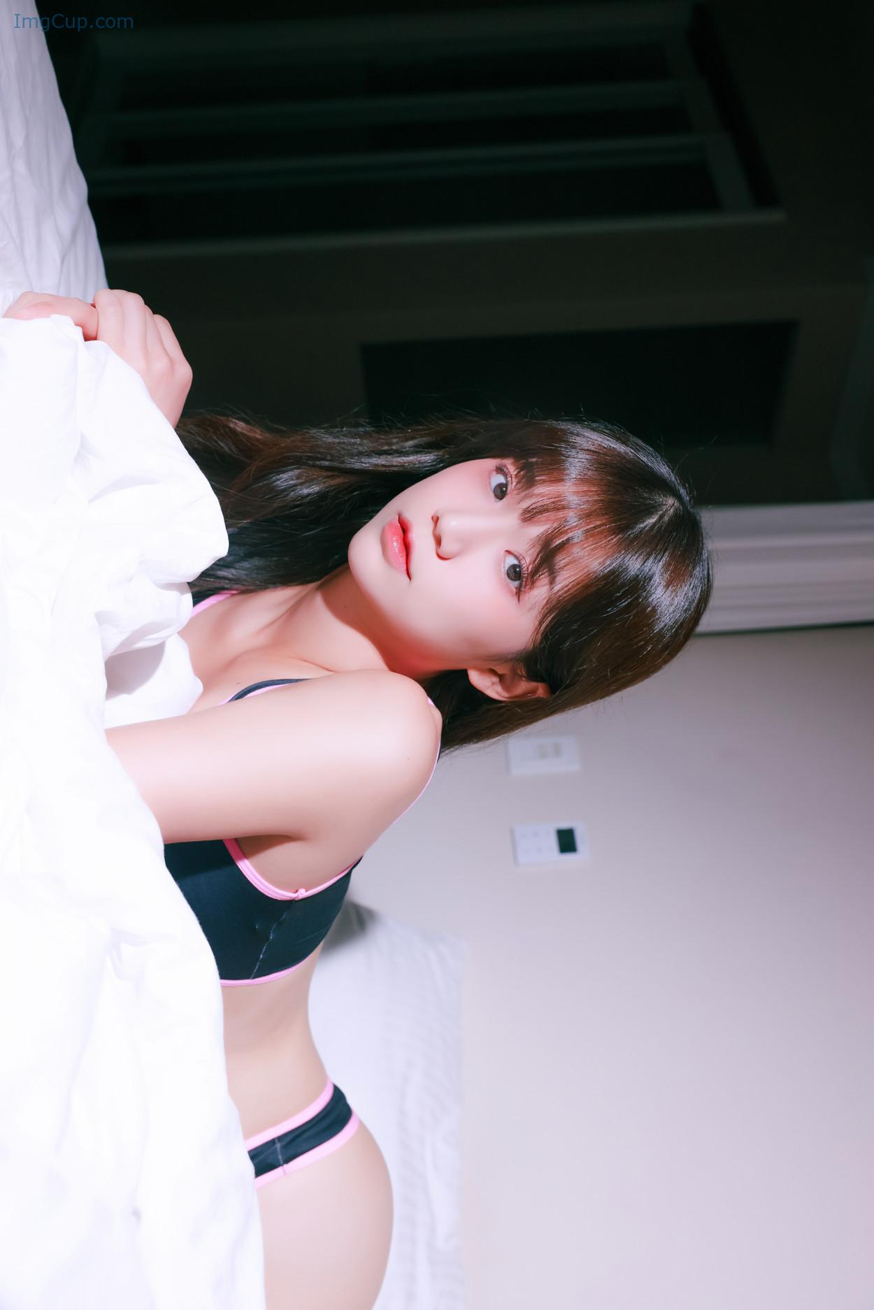 THRUTHRU1_5.jpg THRUTHRU1 5