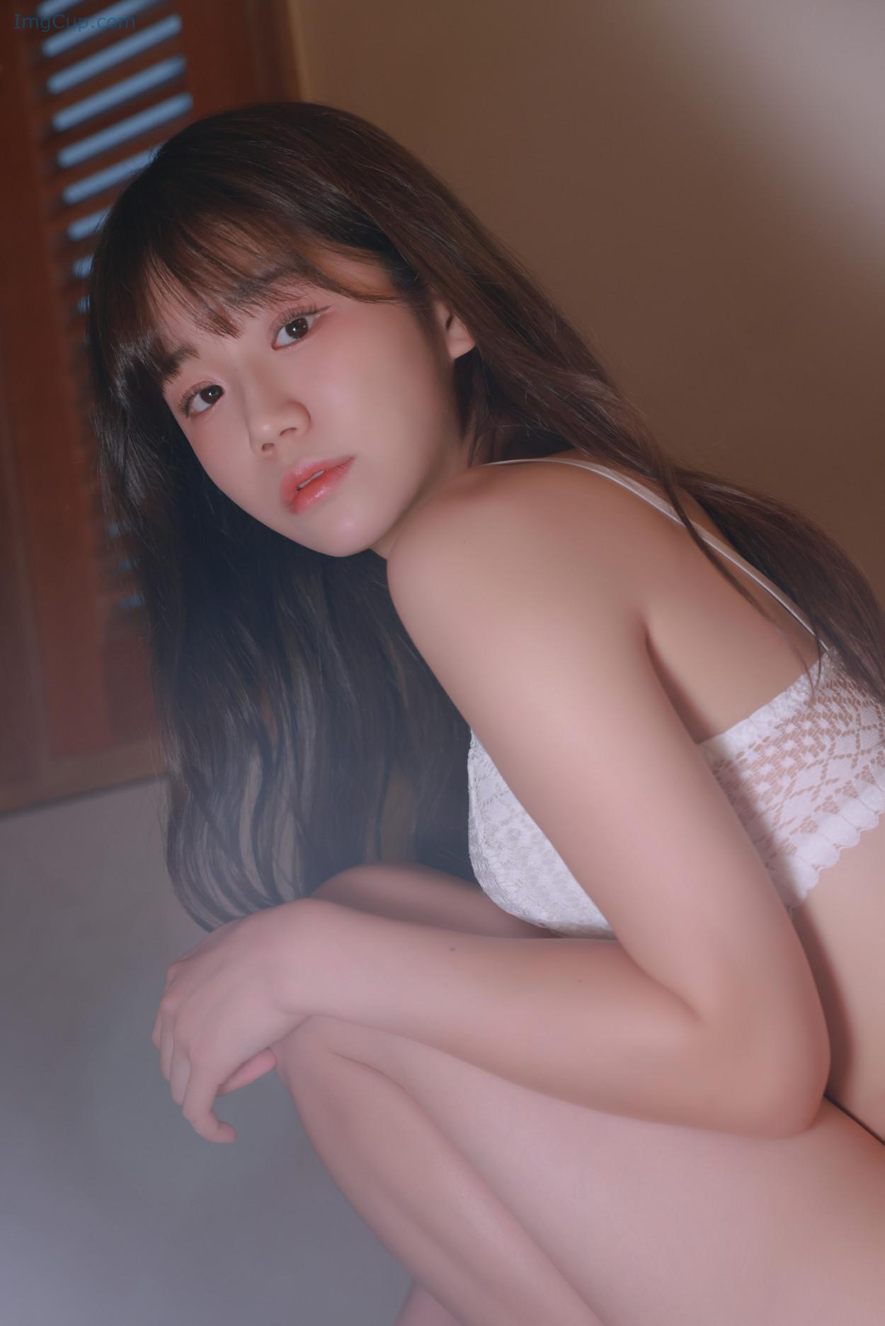 THRUTHRU3_36.jpg THRUTHRU3 36