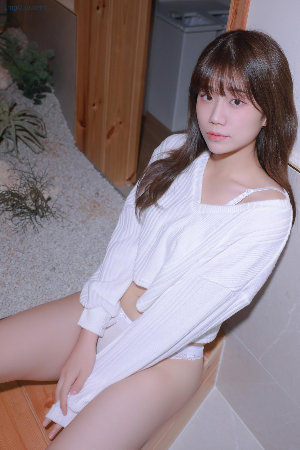 THRUTHRU3_9.jpg THRUTHRU3 9