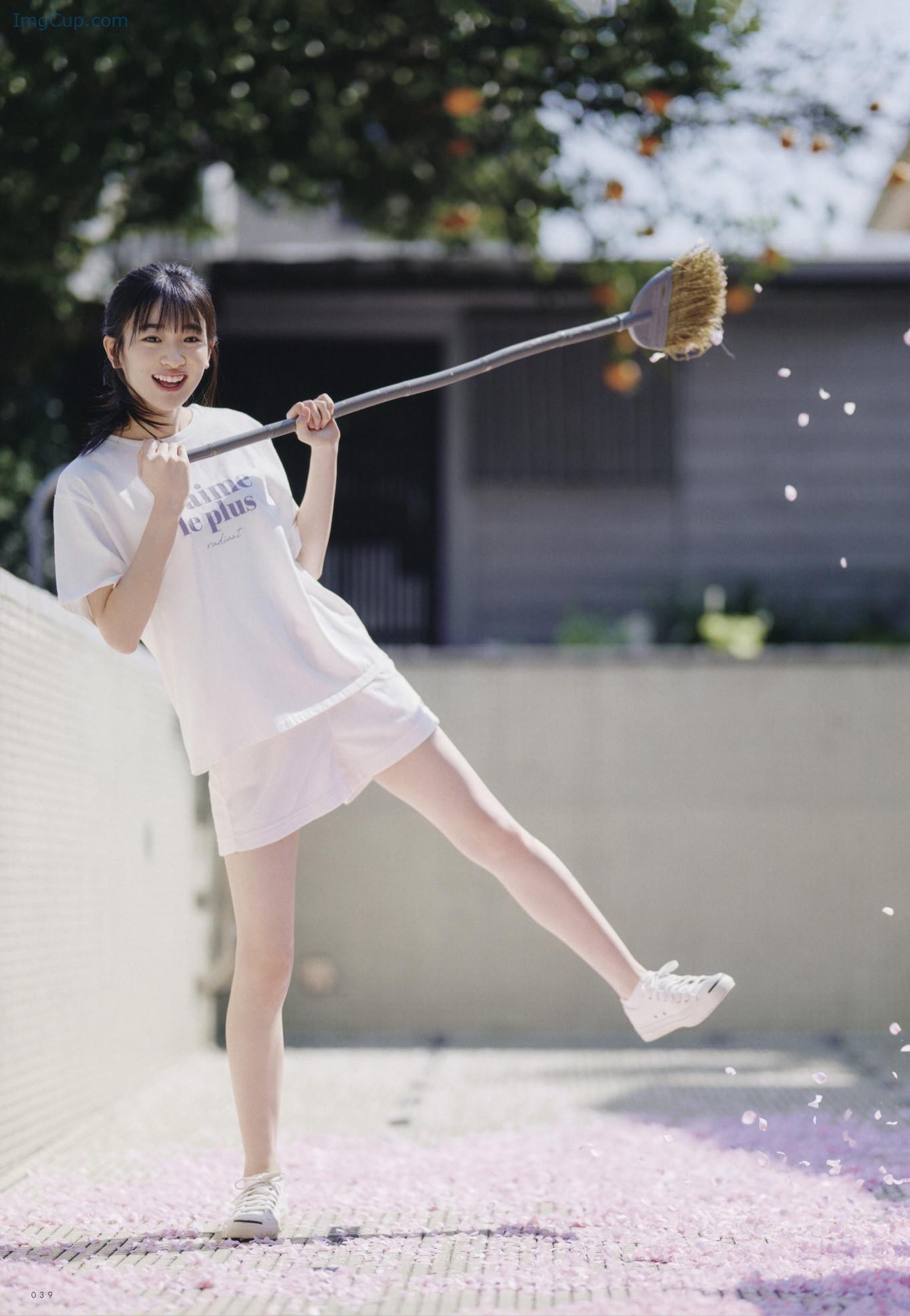 UTB317NAGI_6.jpg UTB317NAGI 6