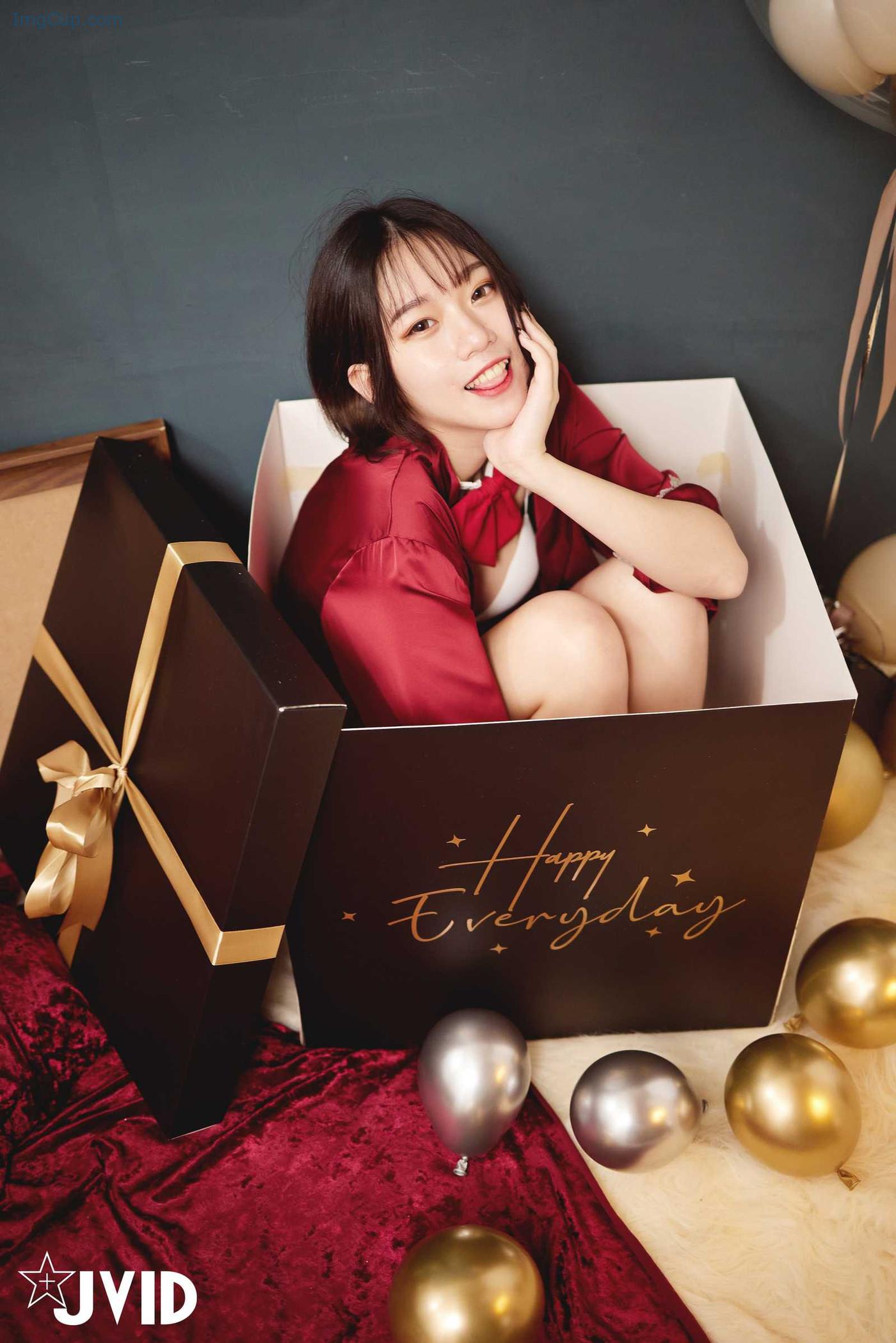 VERNAGIFT2_5.jpg VERNAGIFT2 5