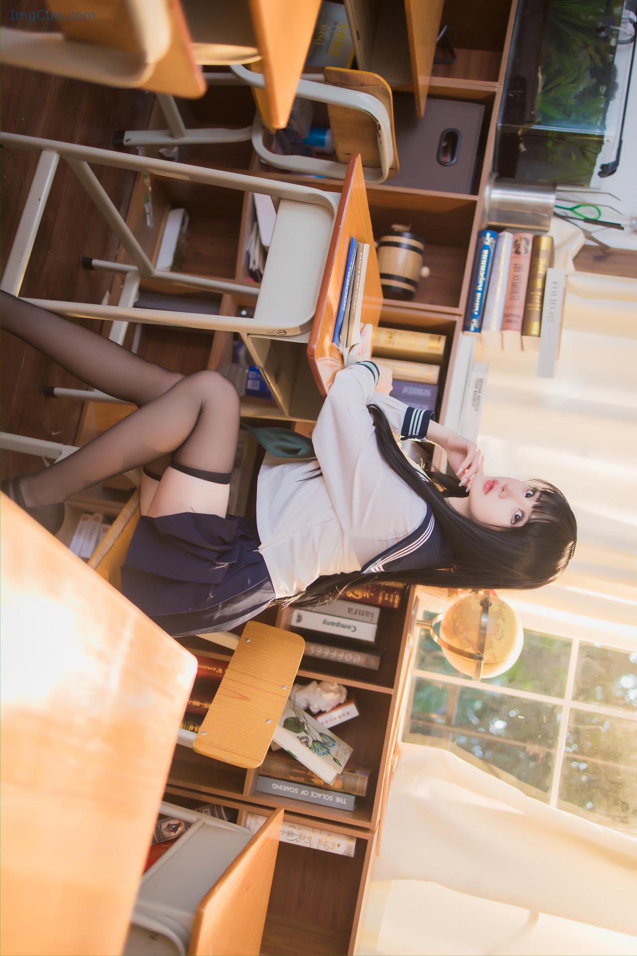 COS03A005_11.jpg COS03A005 11