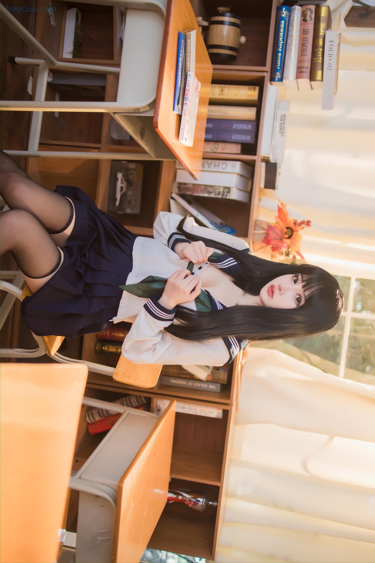 COS03A005_12.jpg COS03A005 12