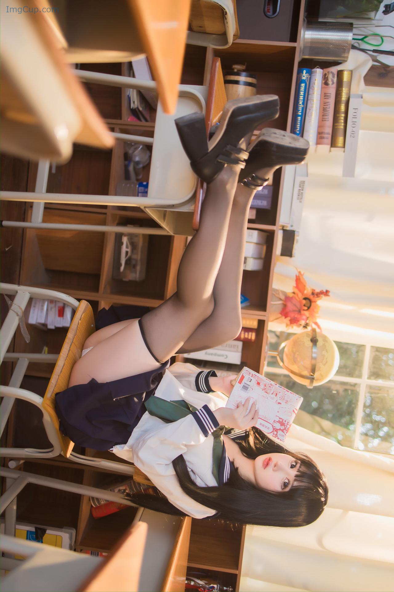 COS03A005_14.jpg COS03A005 14