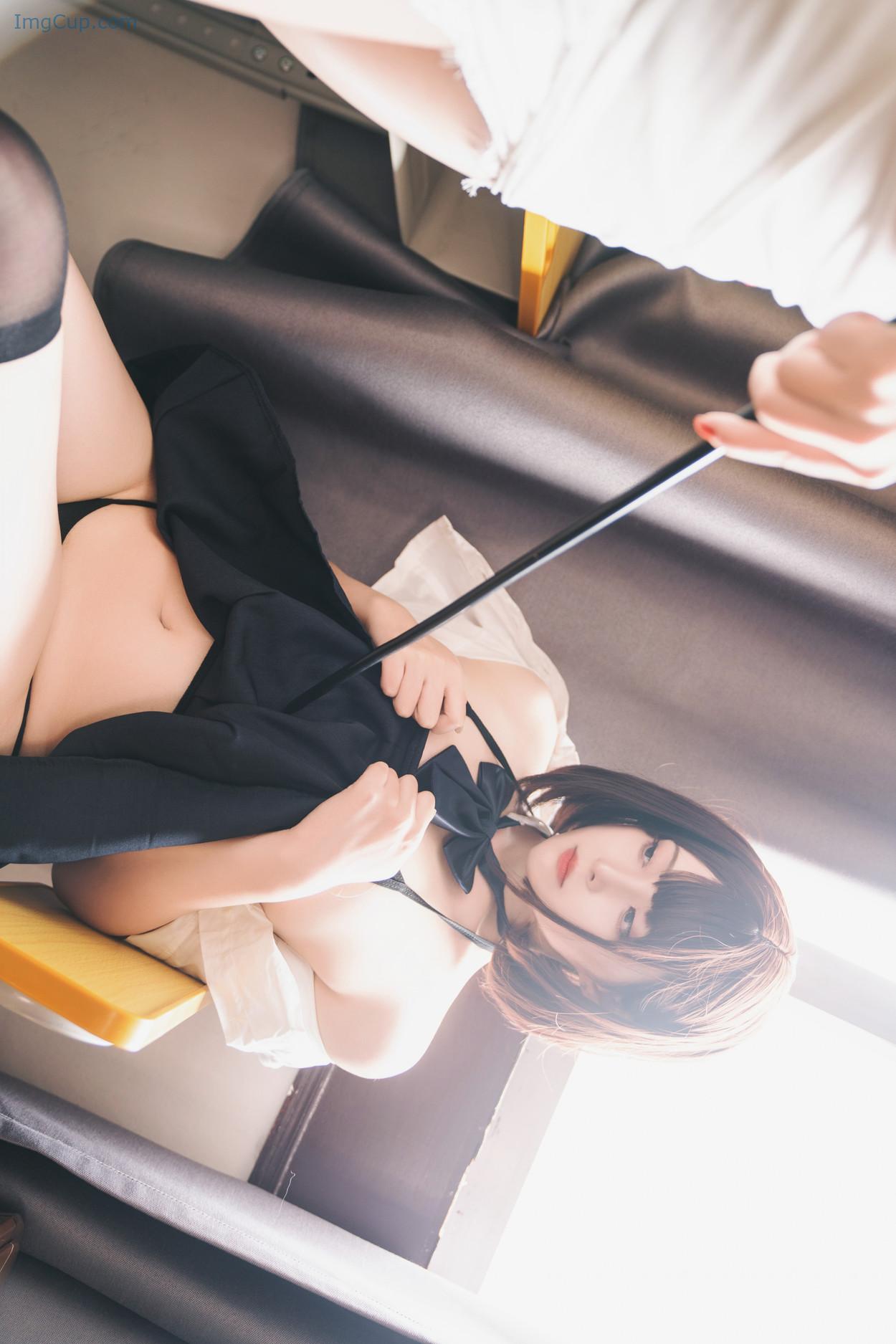 COS03A048_45.jpg COS03A048 45