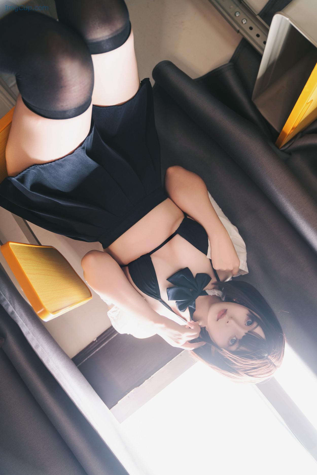 COS03A049_44.jpg COS03A049 44