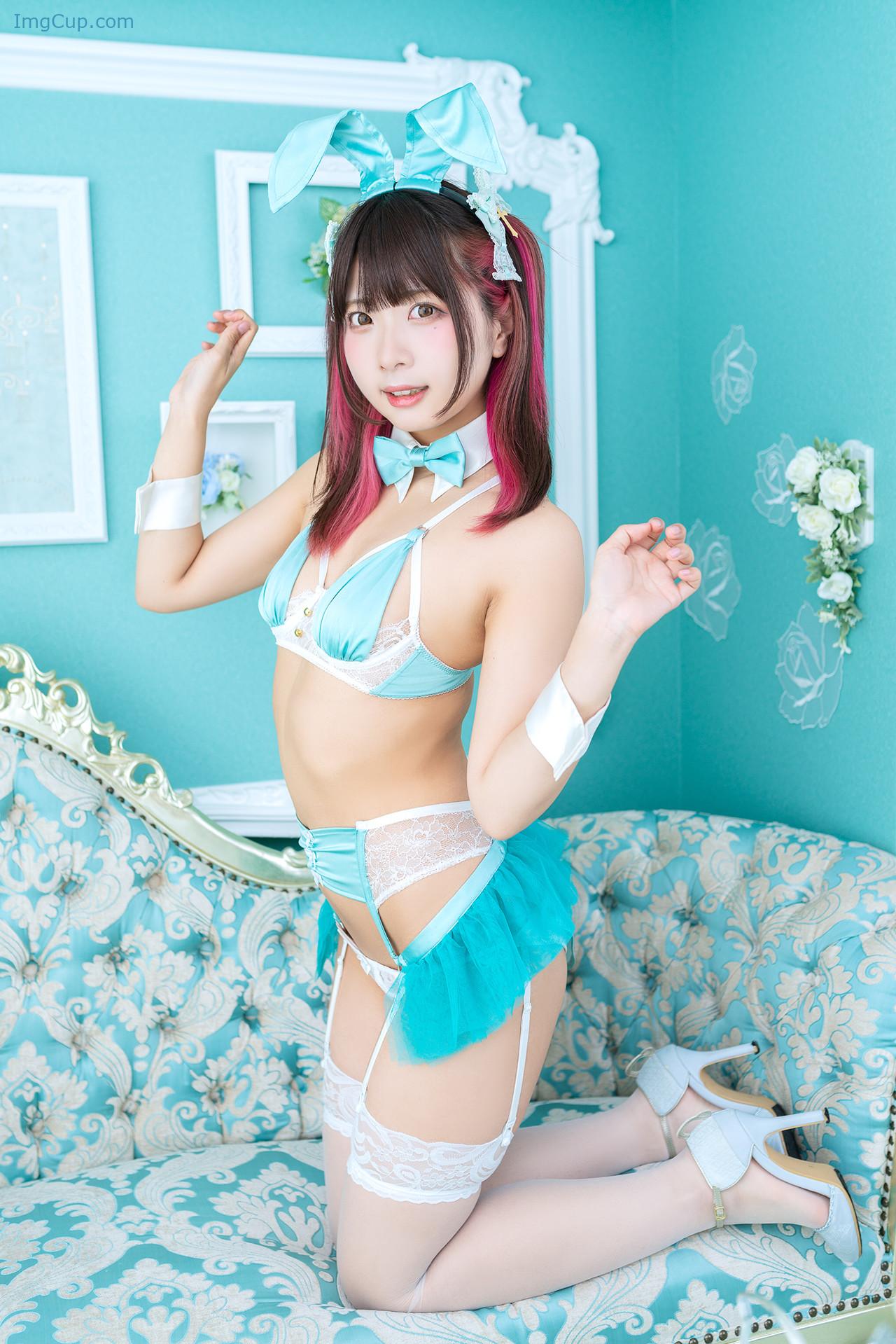 COS03B045_16.jpg COS03B045 16