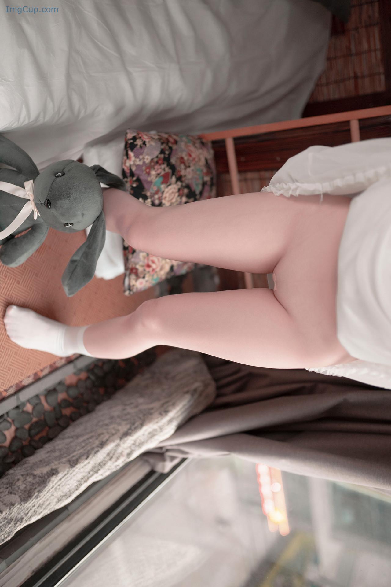 COS03B071_28.jpg COS03B071 28