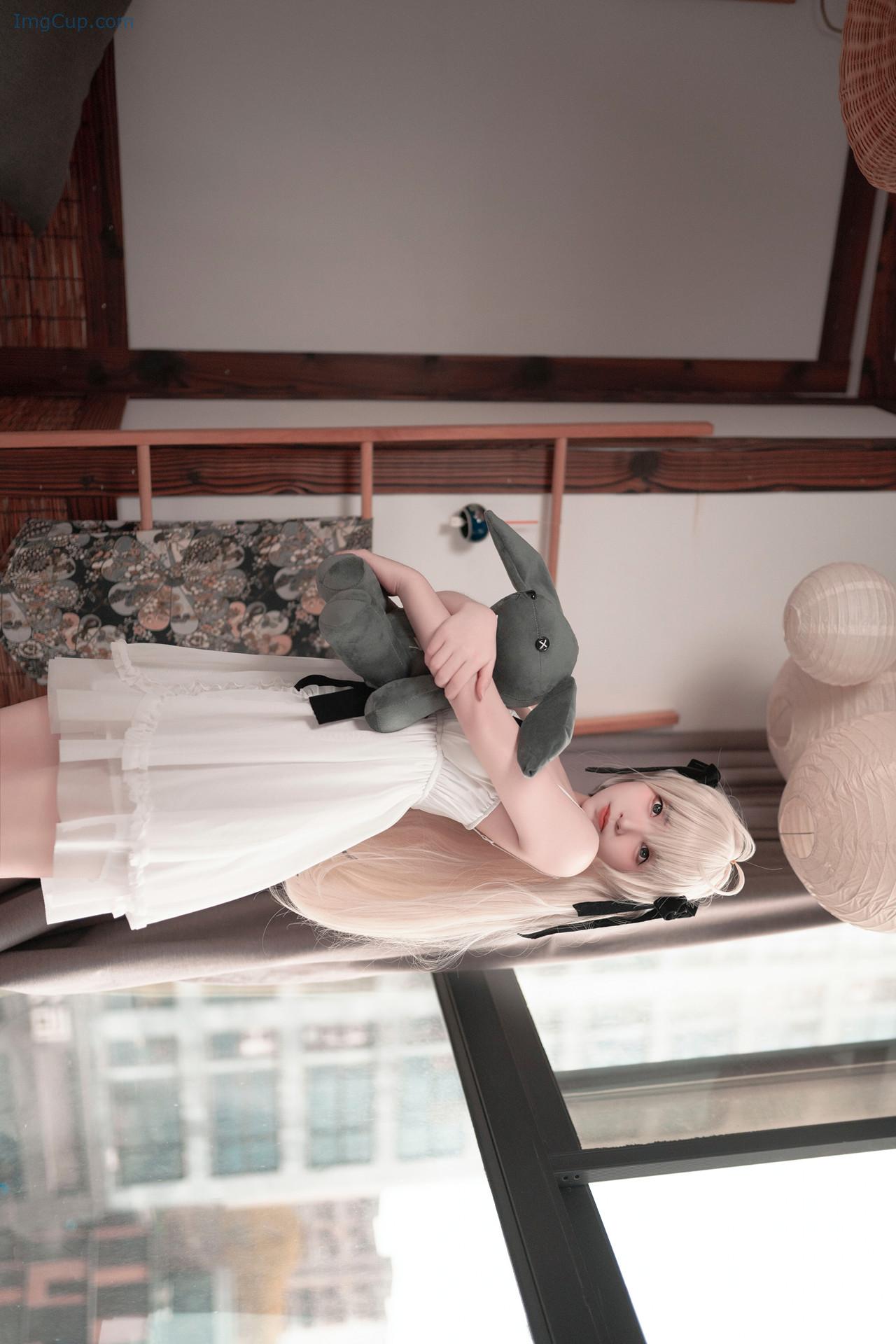 COS03B071_9.jpg COS03B071 9