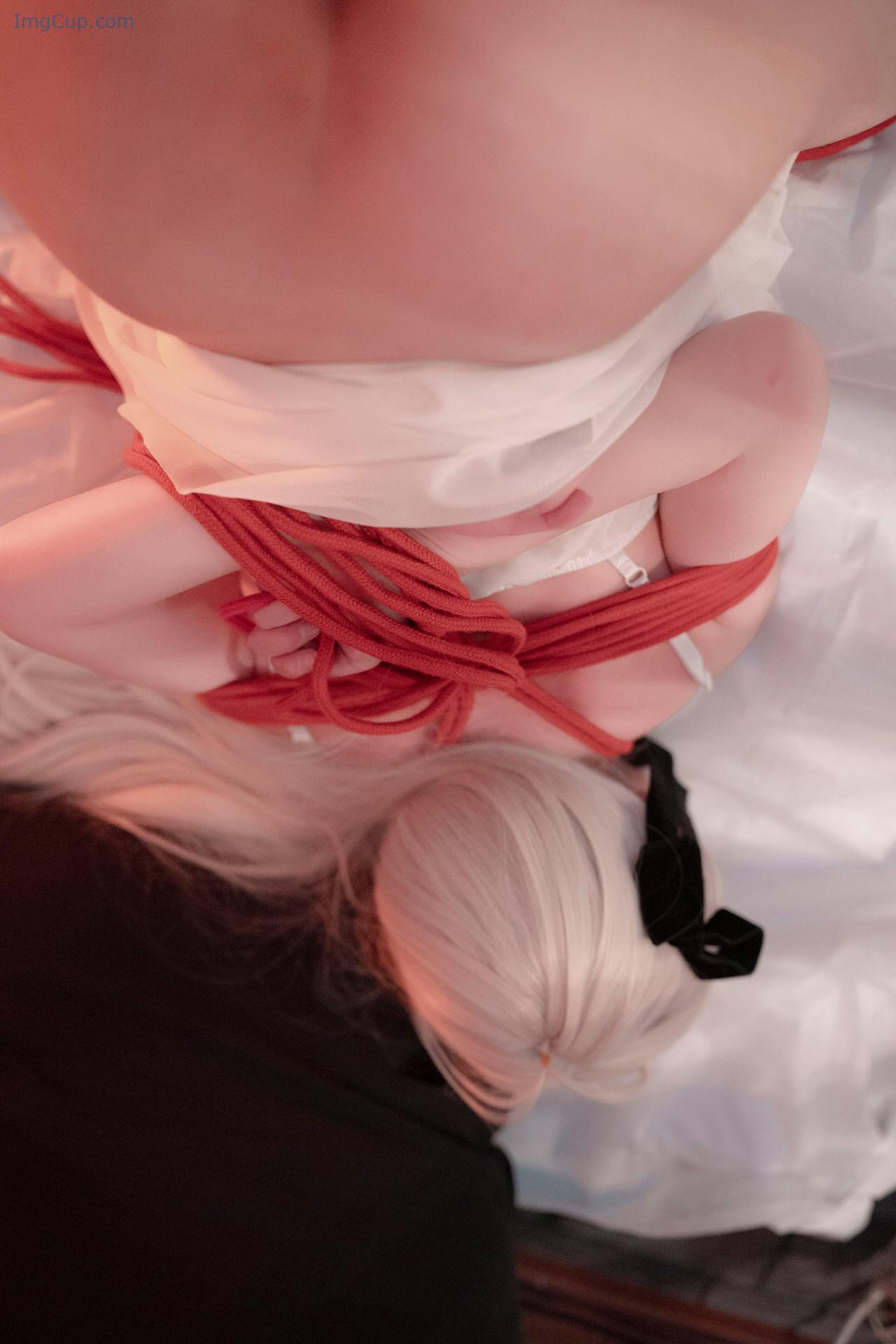 COS03B072_17.jpg COS03B072 17