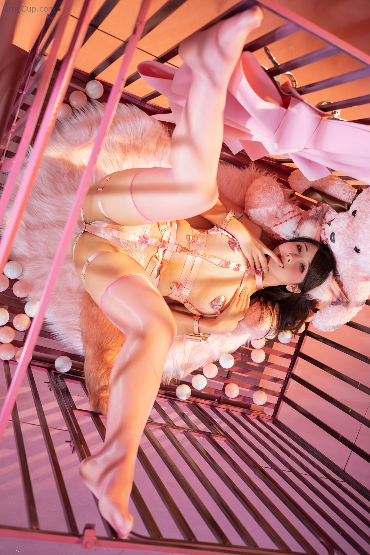 COS03B074_23.jpg COS03B074 23