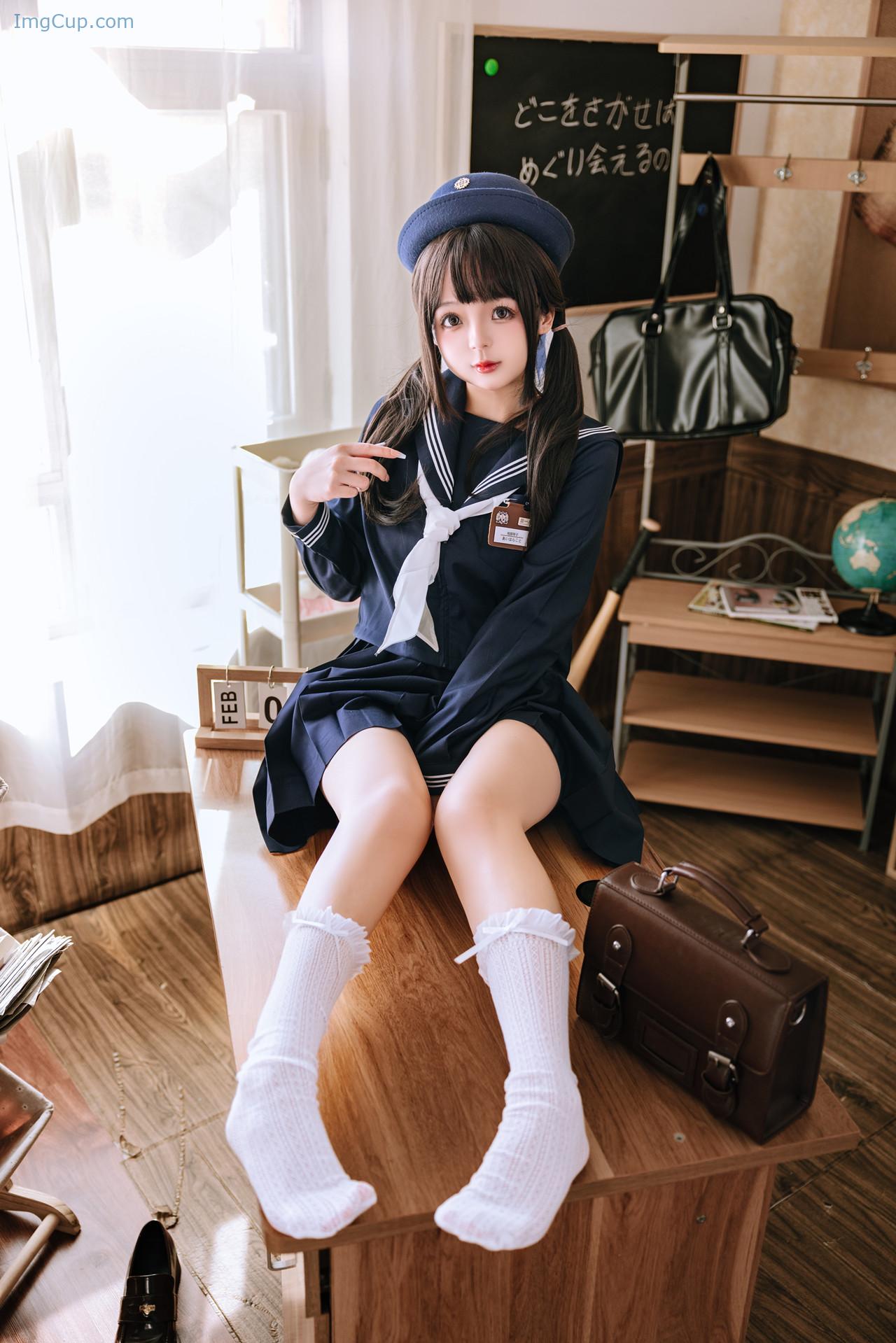 COS03B075_10.jpg COS03B075 10