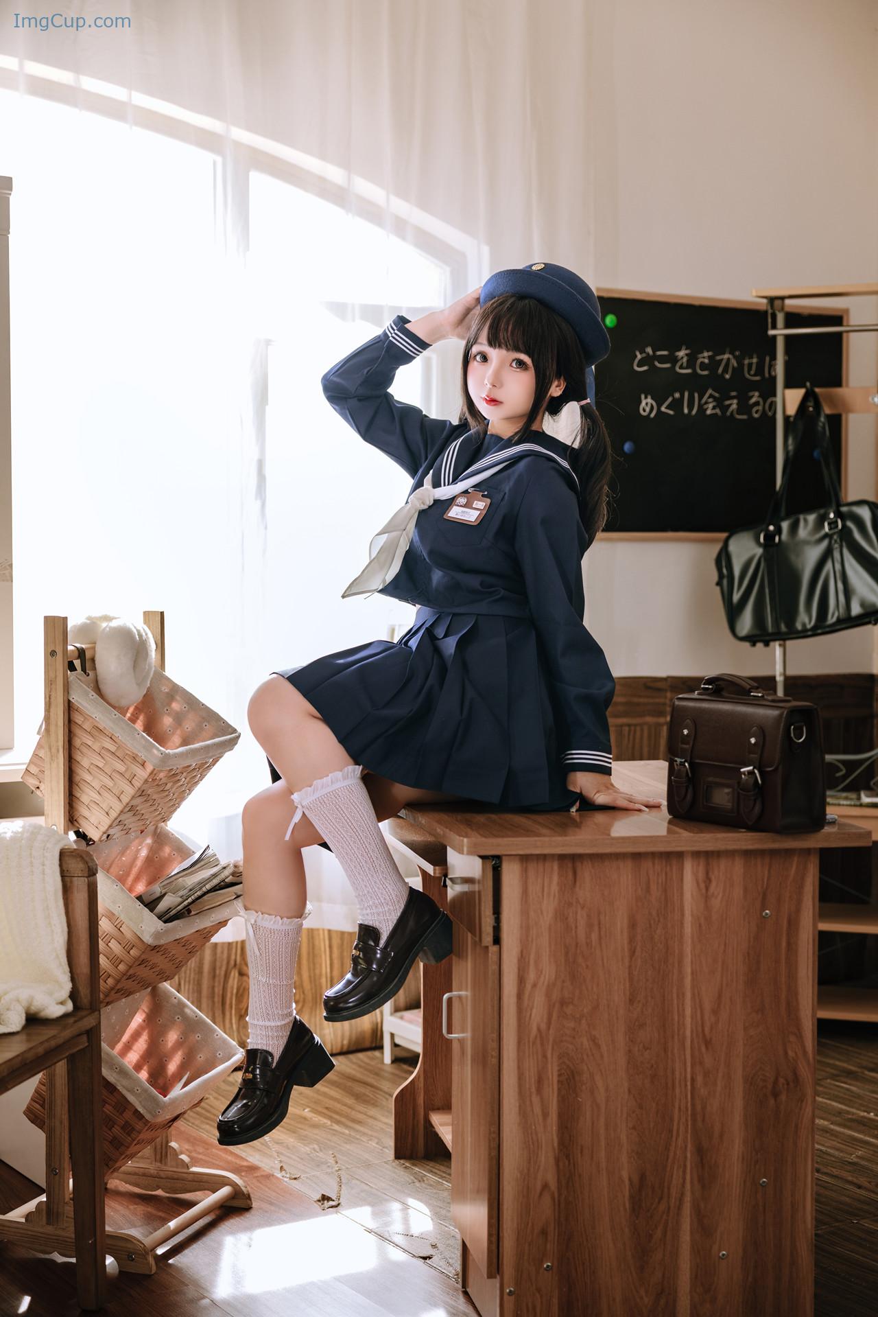 COS03B075_3.jpg COS03B075 3