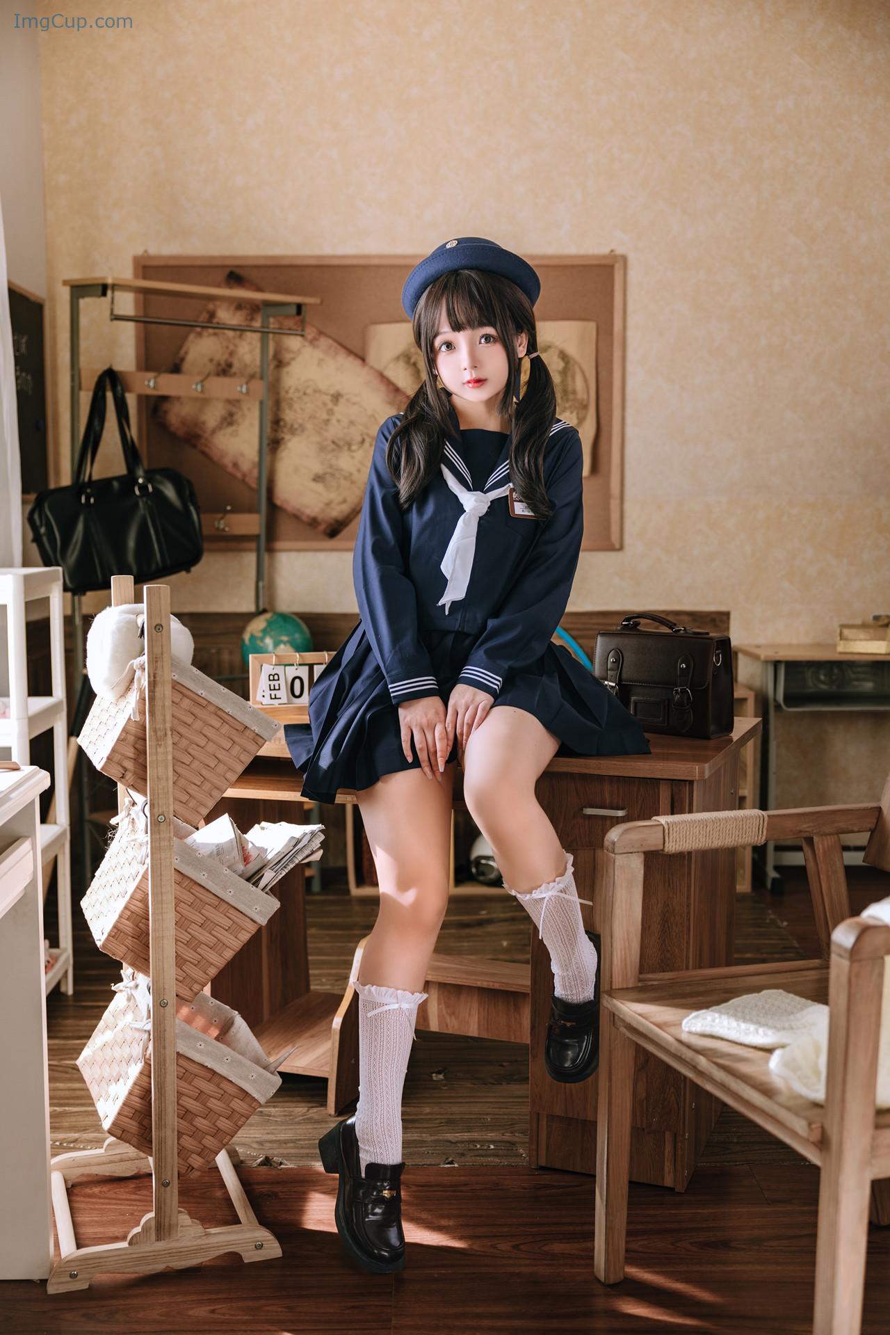 COS03B075_8.jpg COS03B075 8