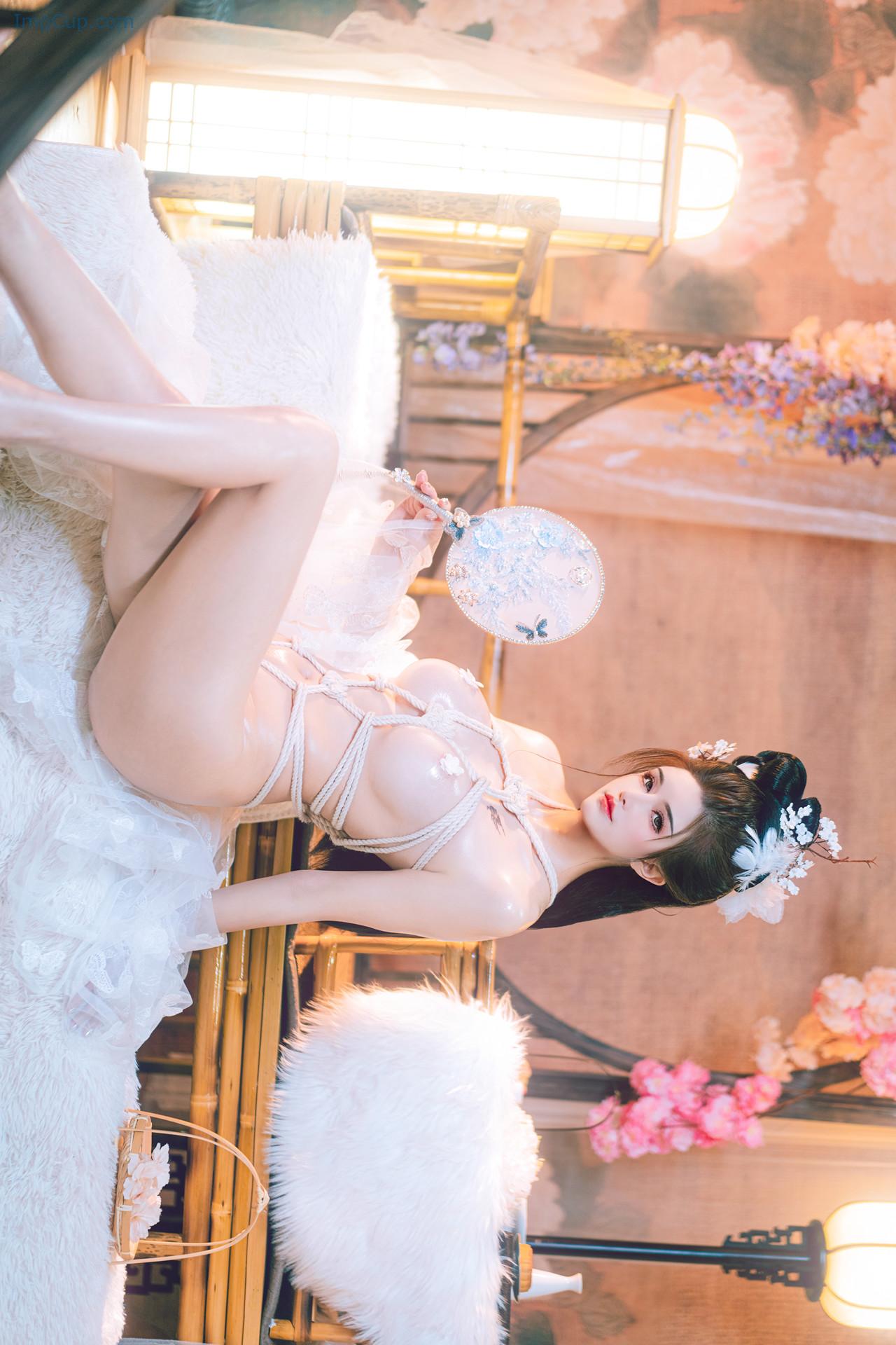 COS03B078_36.jpg COS03B078 36