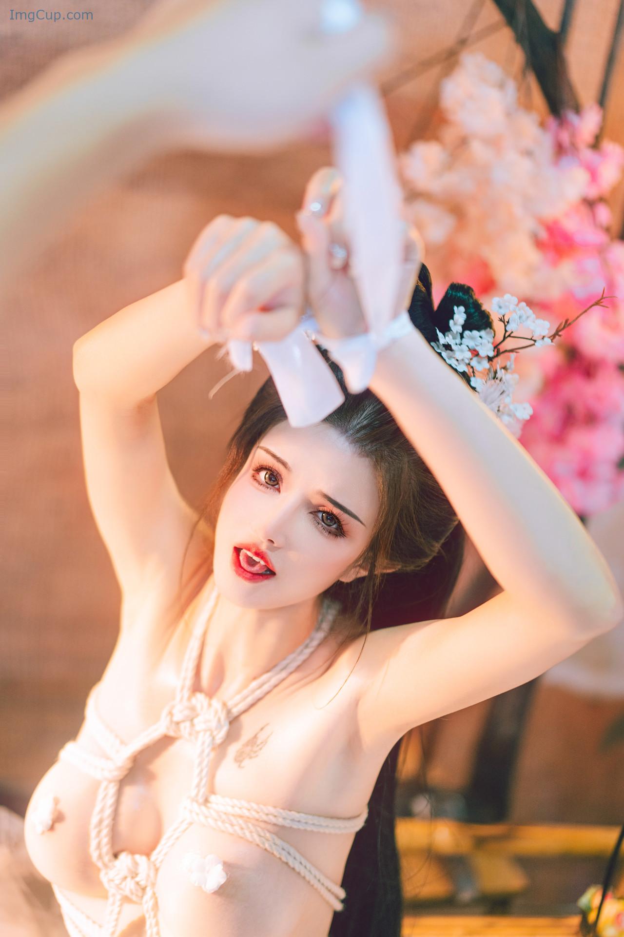 COS03B078_56.jpg COS03B078 56