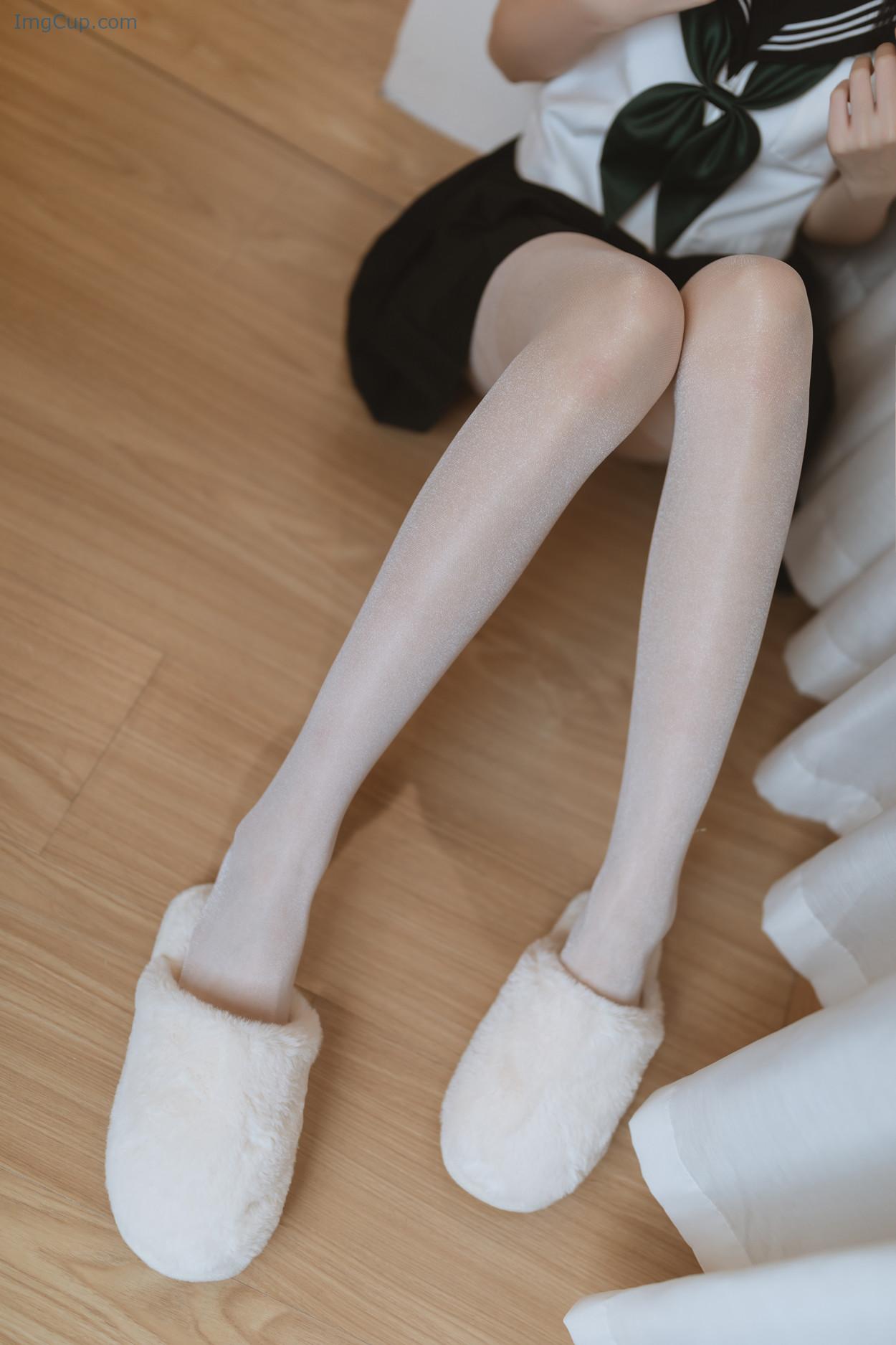 COS03V005_35.jpg COS03V005 35