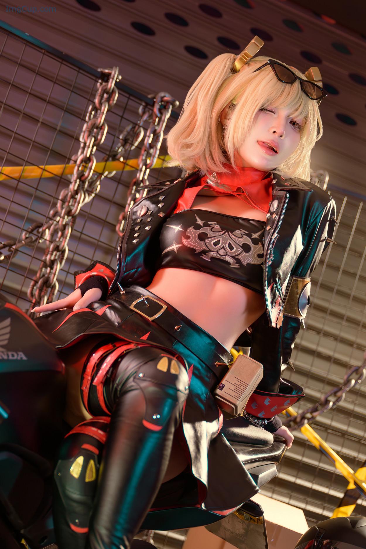 COS03V008_4.jpg COS03V008 4