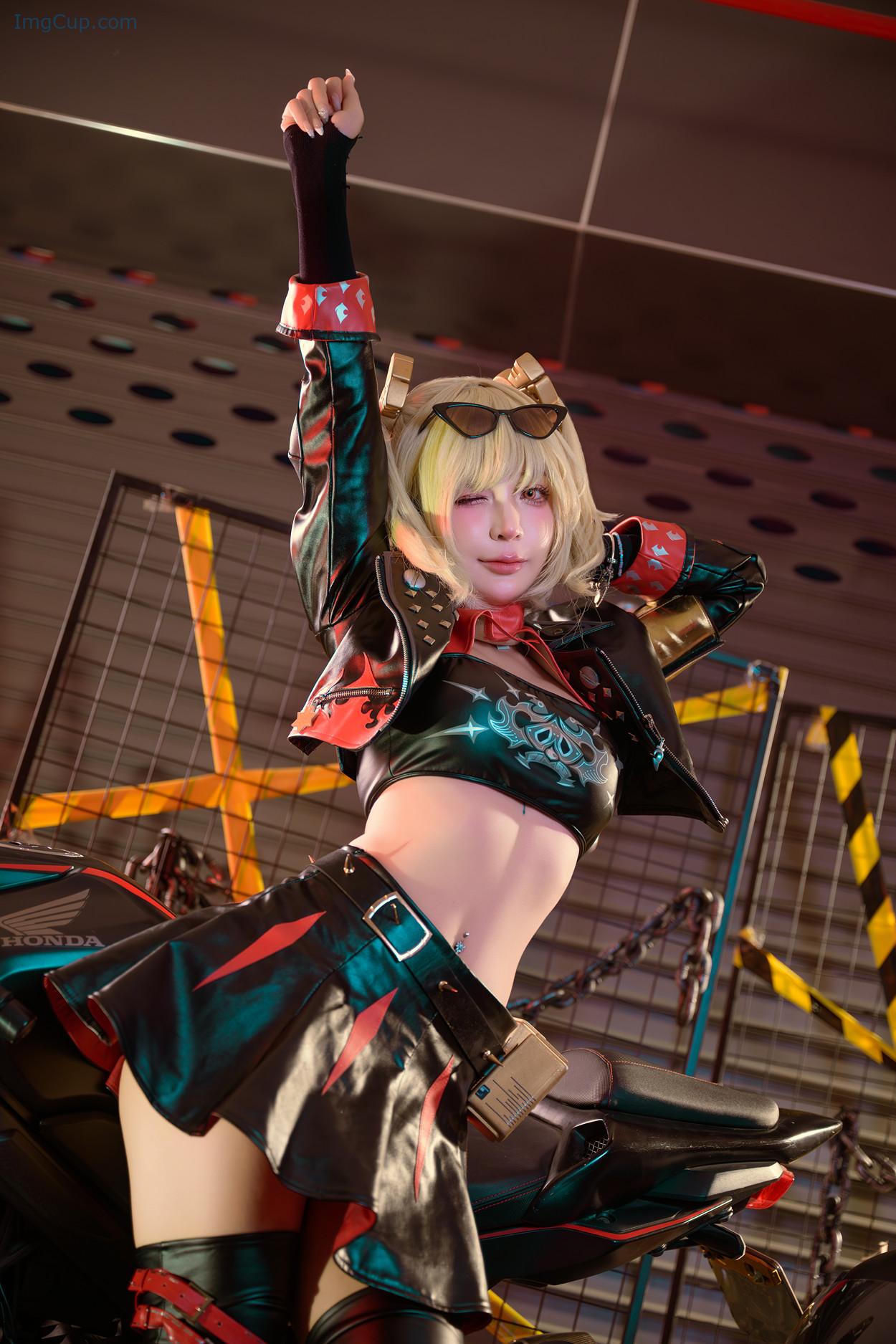 COS03V008_8.jpg COS03V008 8