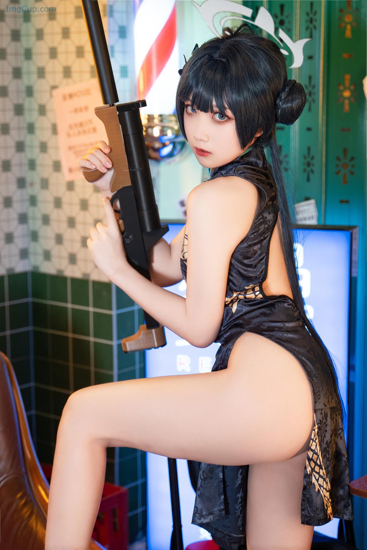 COS03V031_15.jpg COS03V031 15