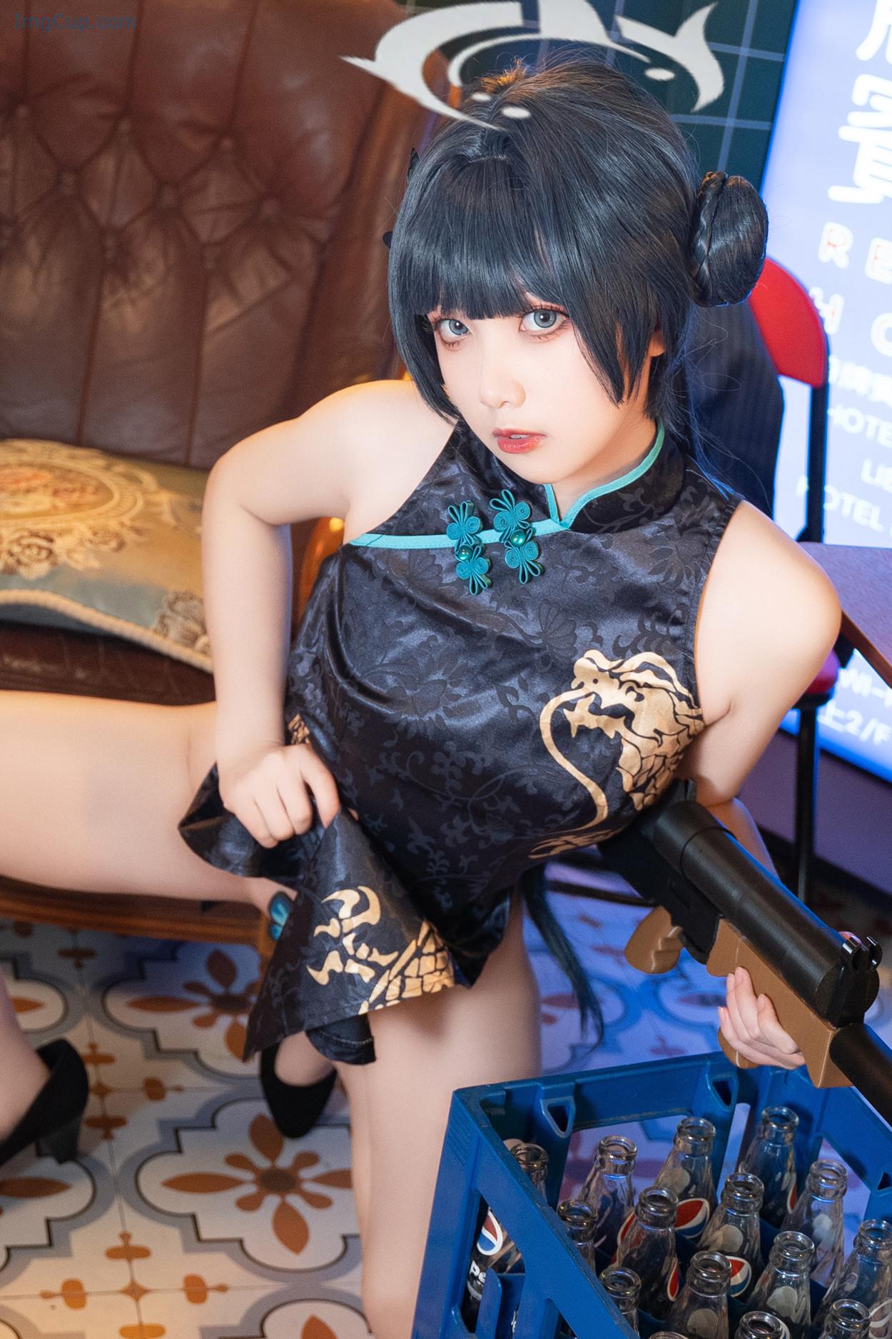 COS03V032_19.jpg COS03V032 19