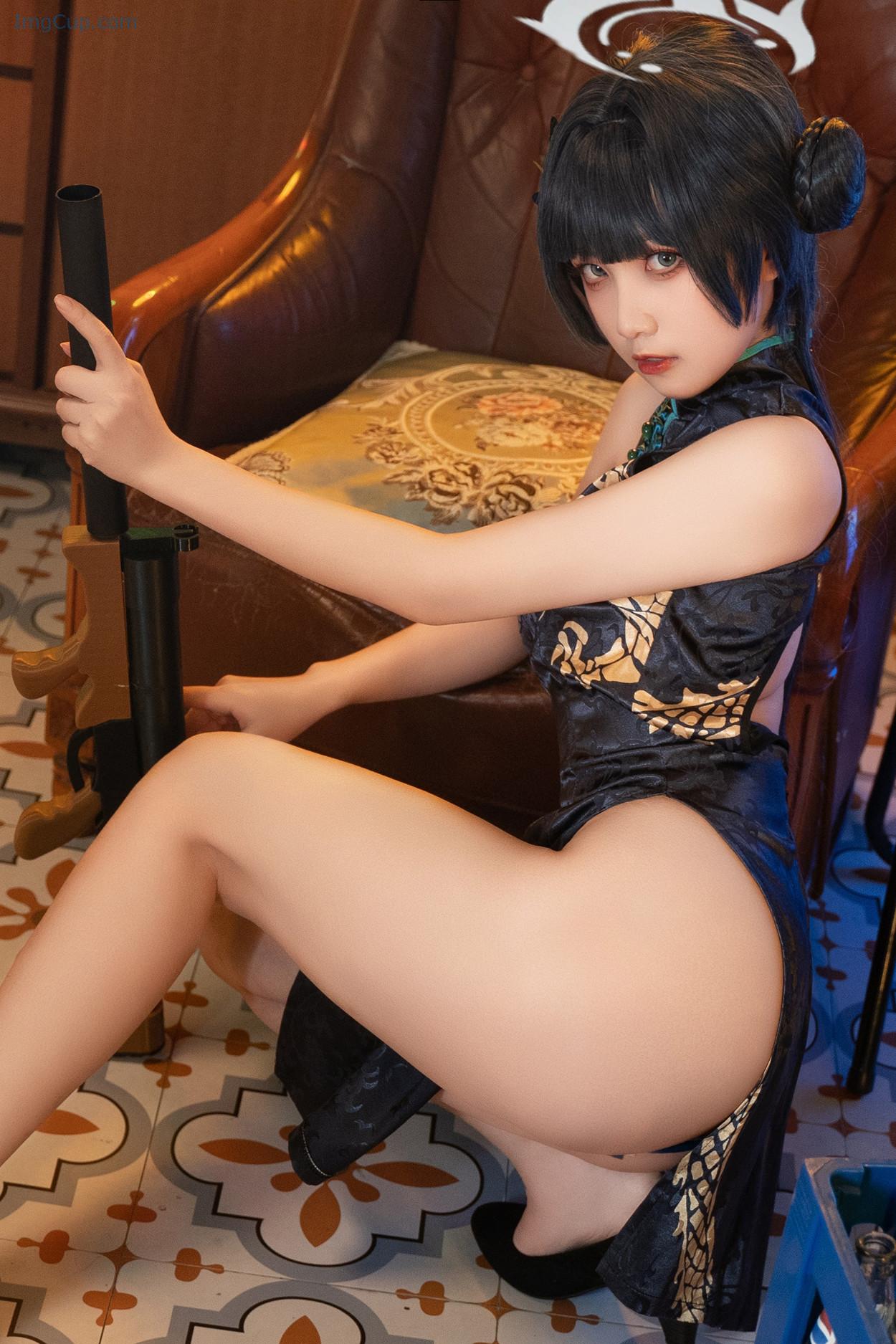 COS03V032_24.jpg COS03V032 24