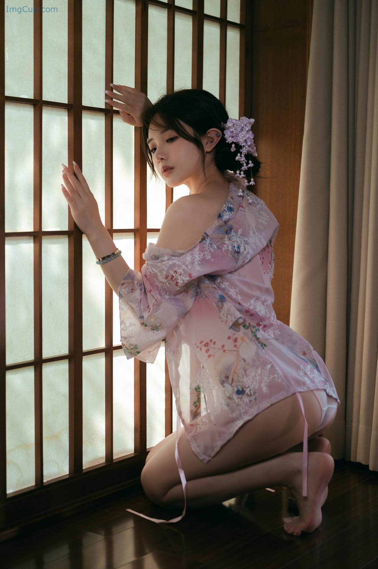 COS03V035_30.jpg COS03V035 30