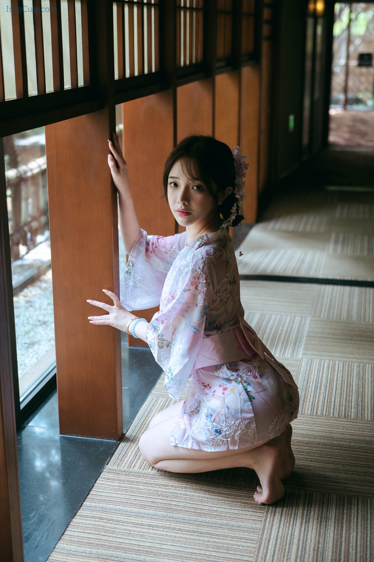 COS03V035_6.jpg COS03V035 6