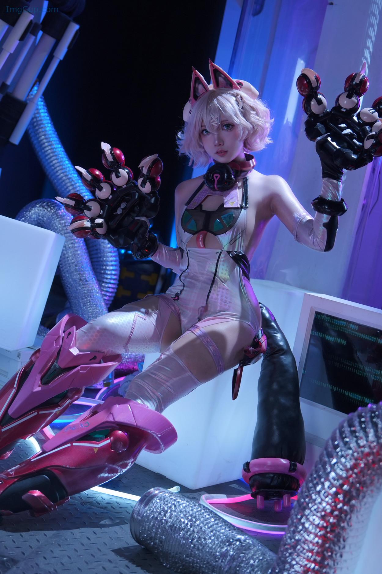 COS03V037_2.jpg COS03V037 2