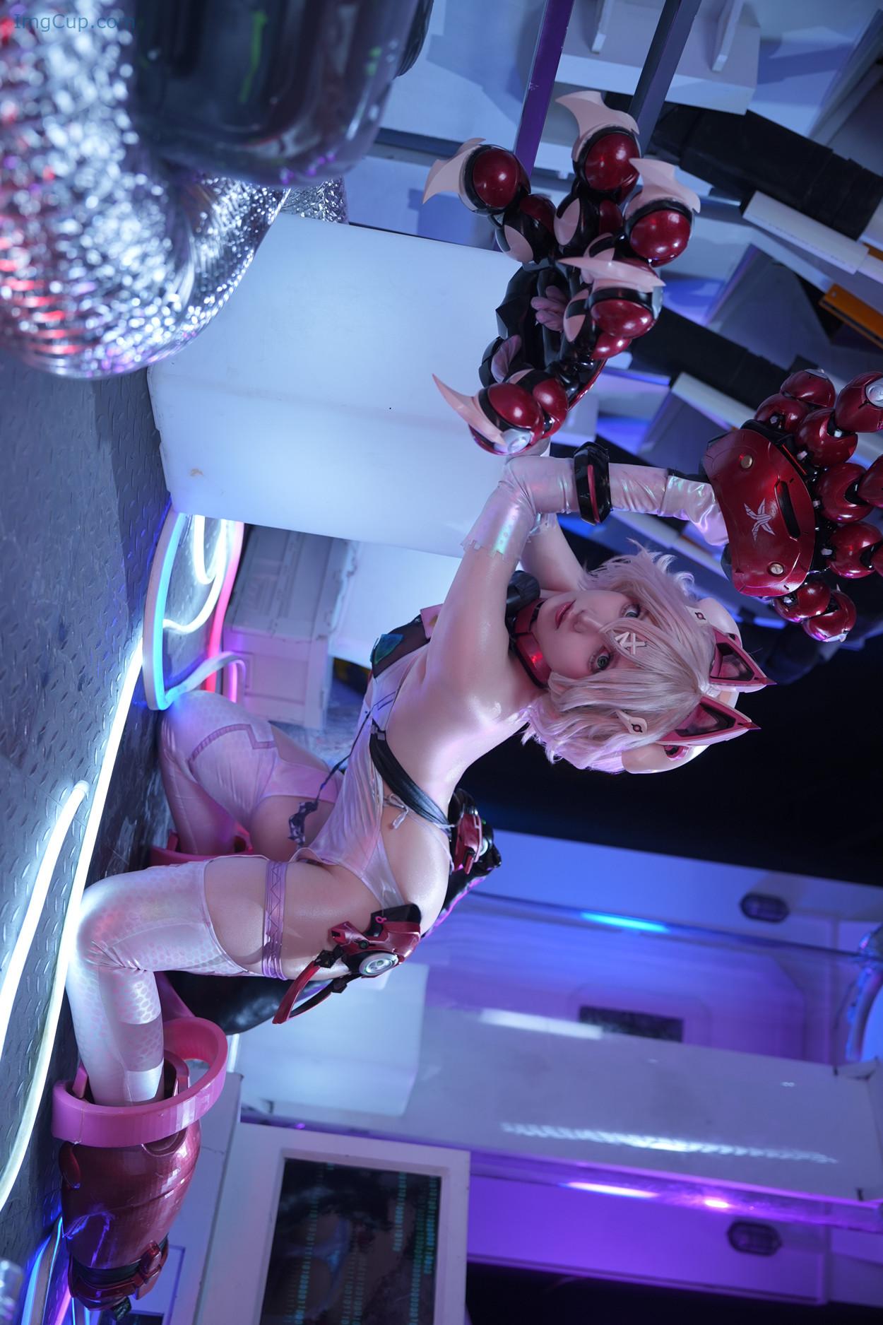 COS03V037_9.jpg COS03V037 9