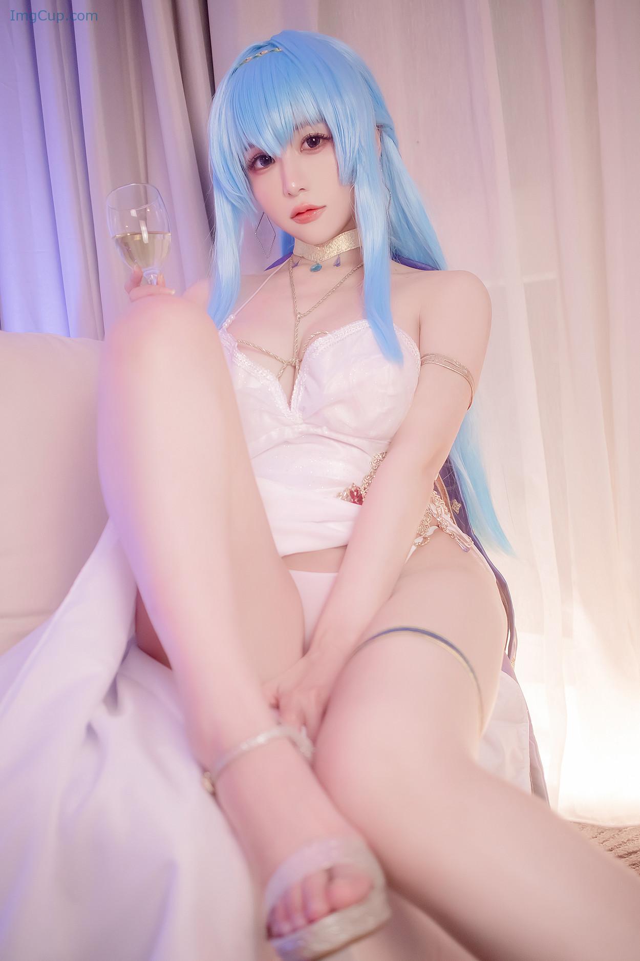 COS03V040_29.jpg COS03V040 29