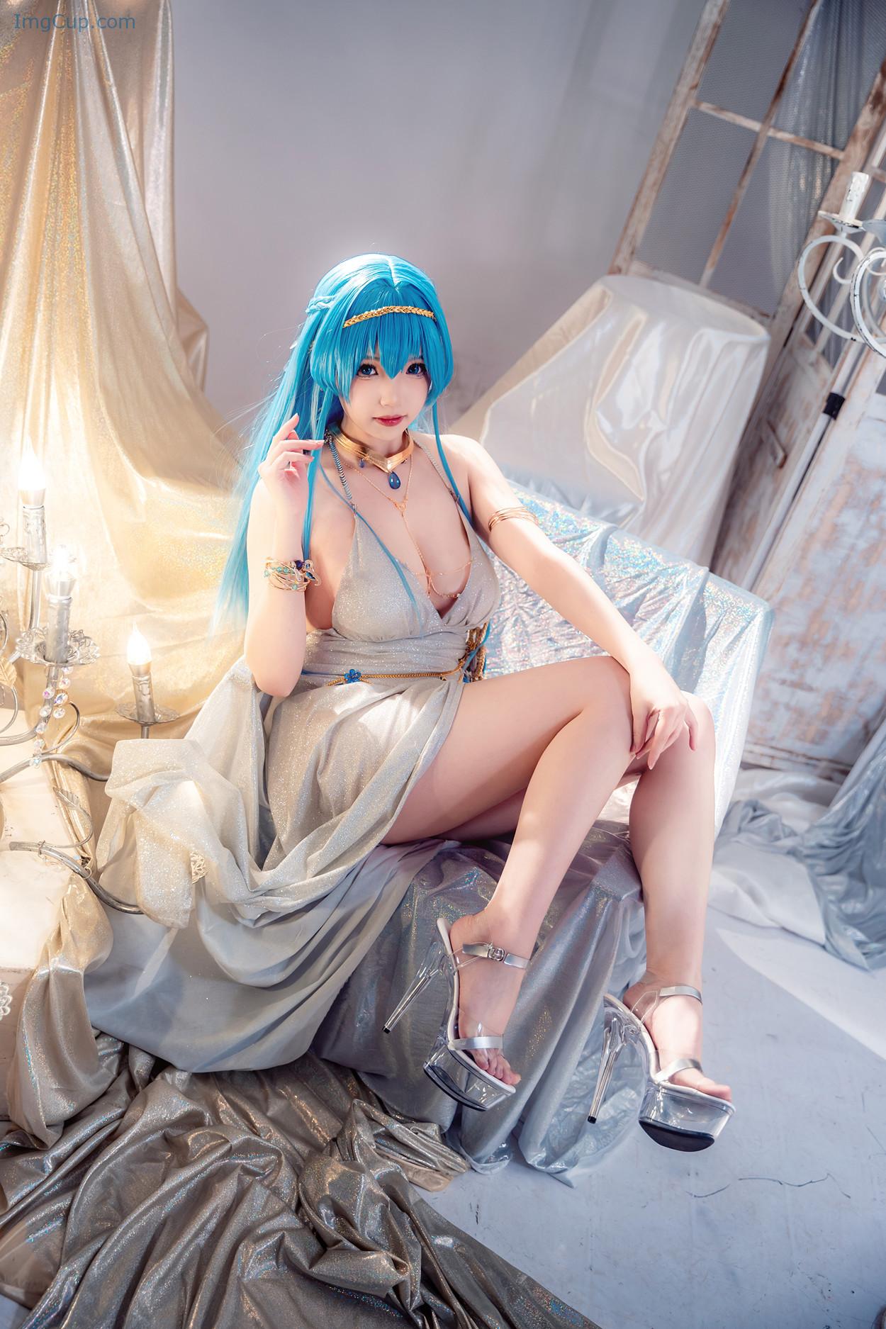 COS03V041_28.jpg COS03V041 28