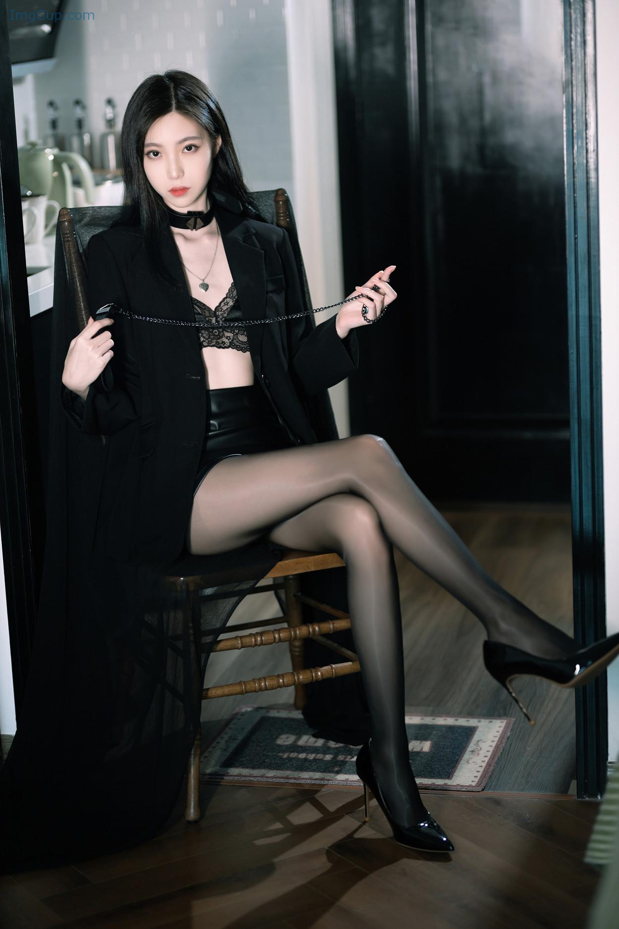 COS03V061_12.jpg COS03V061 12