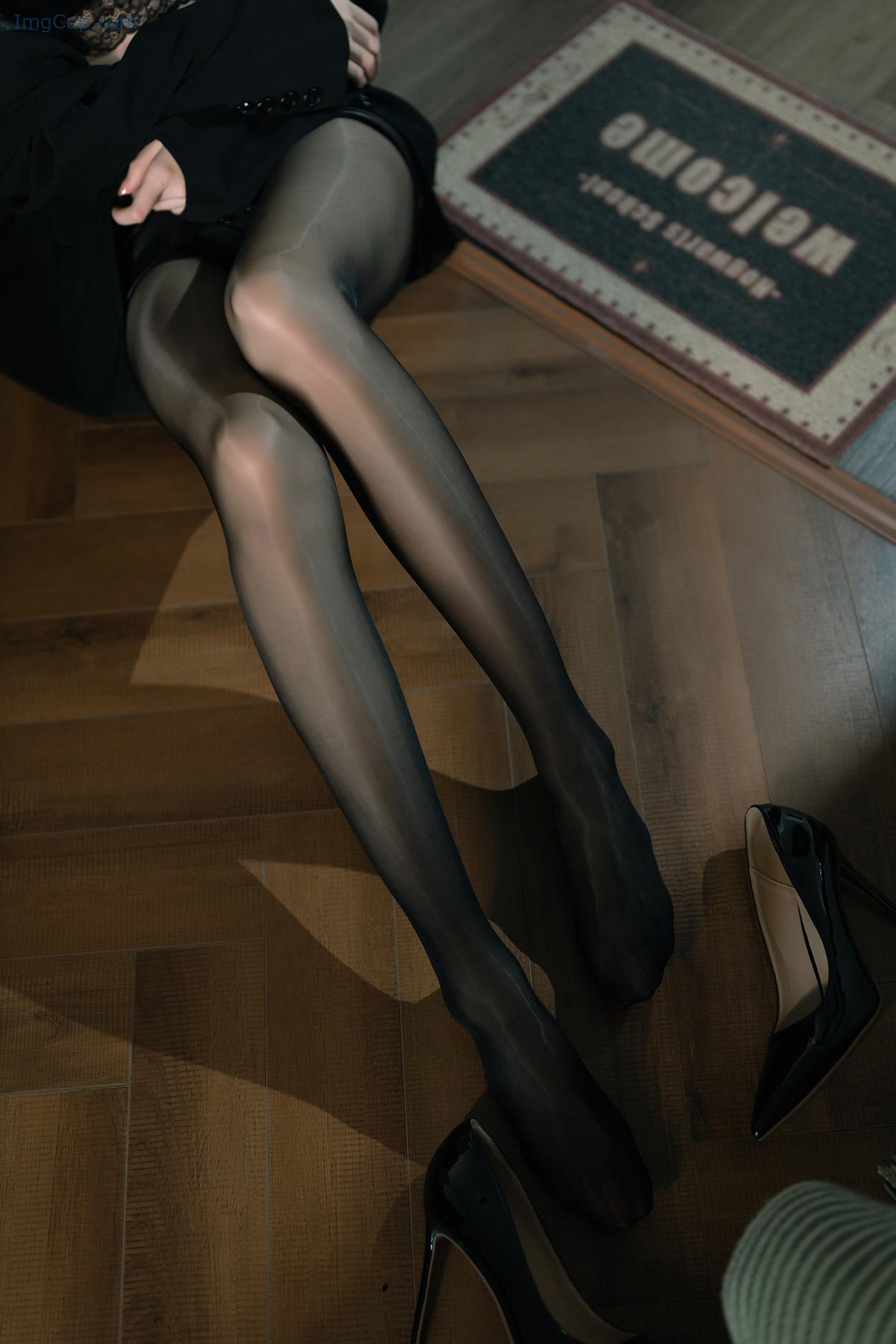 COS03V061_38.jpg COS03V061 38