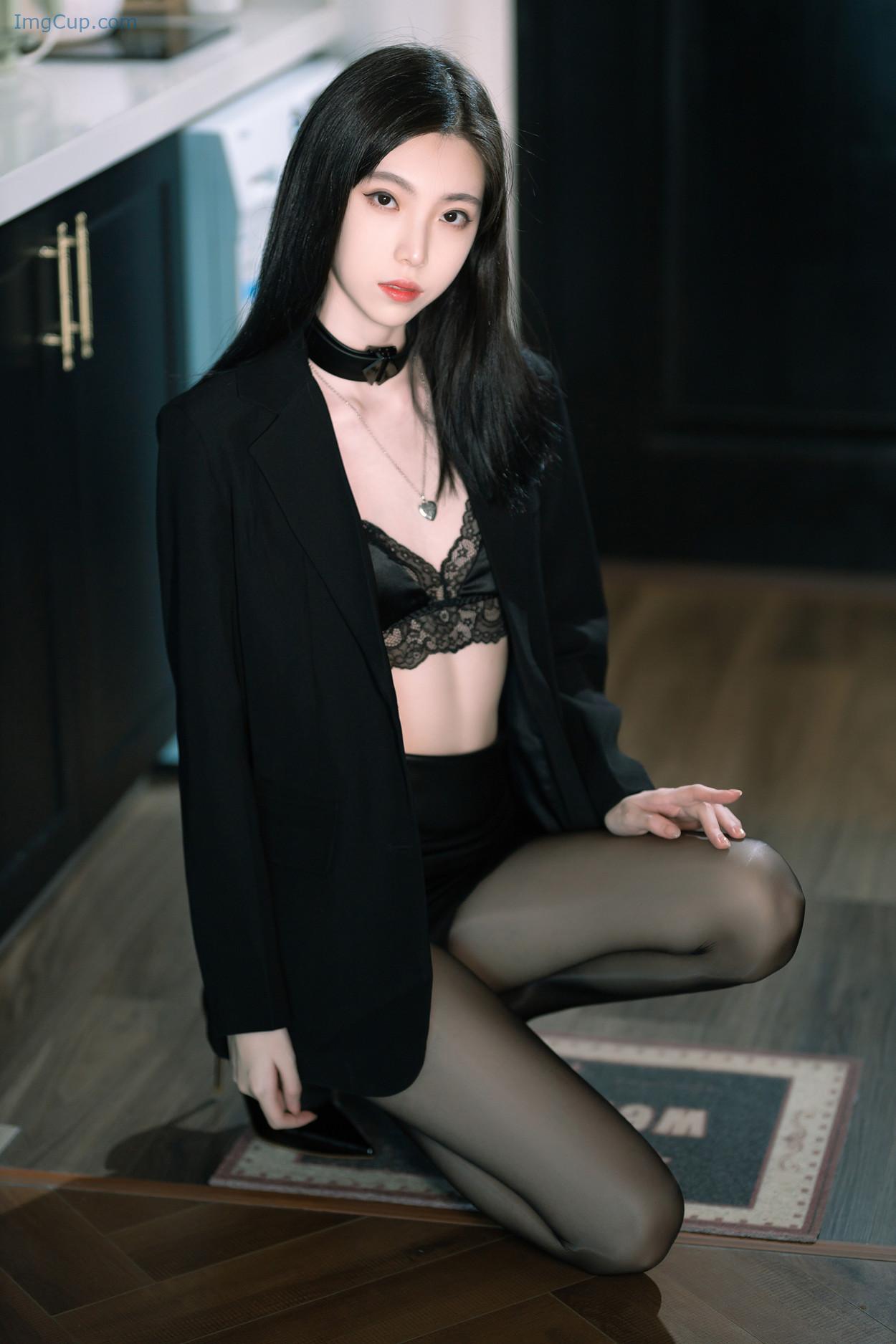 COS03V061_7.jpg COS03V061 7