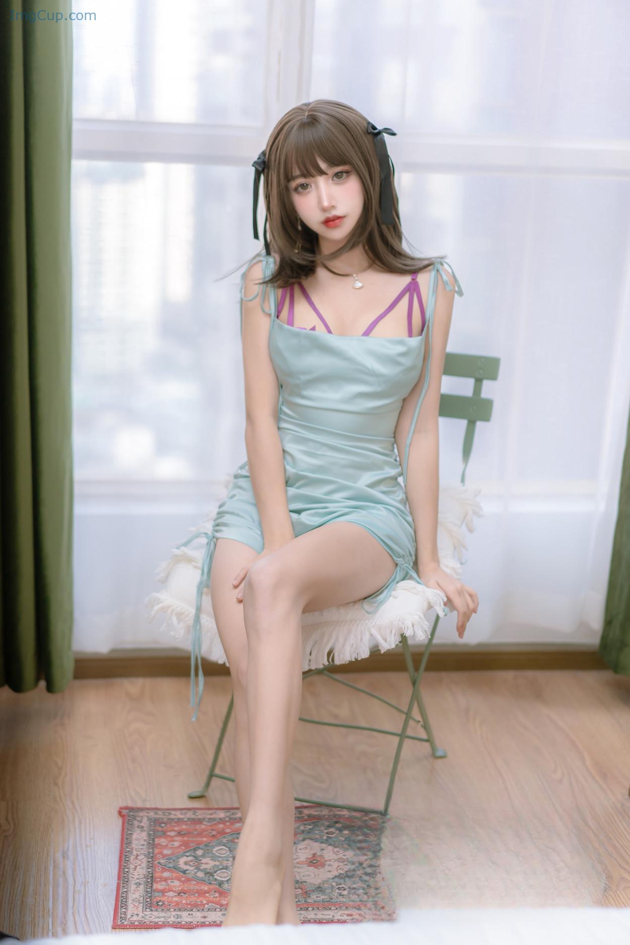 COS03V064_16.jpg COS03V064 16