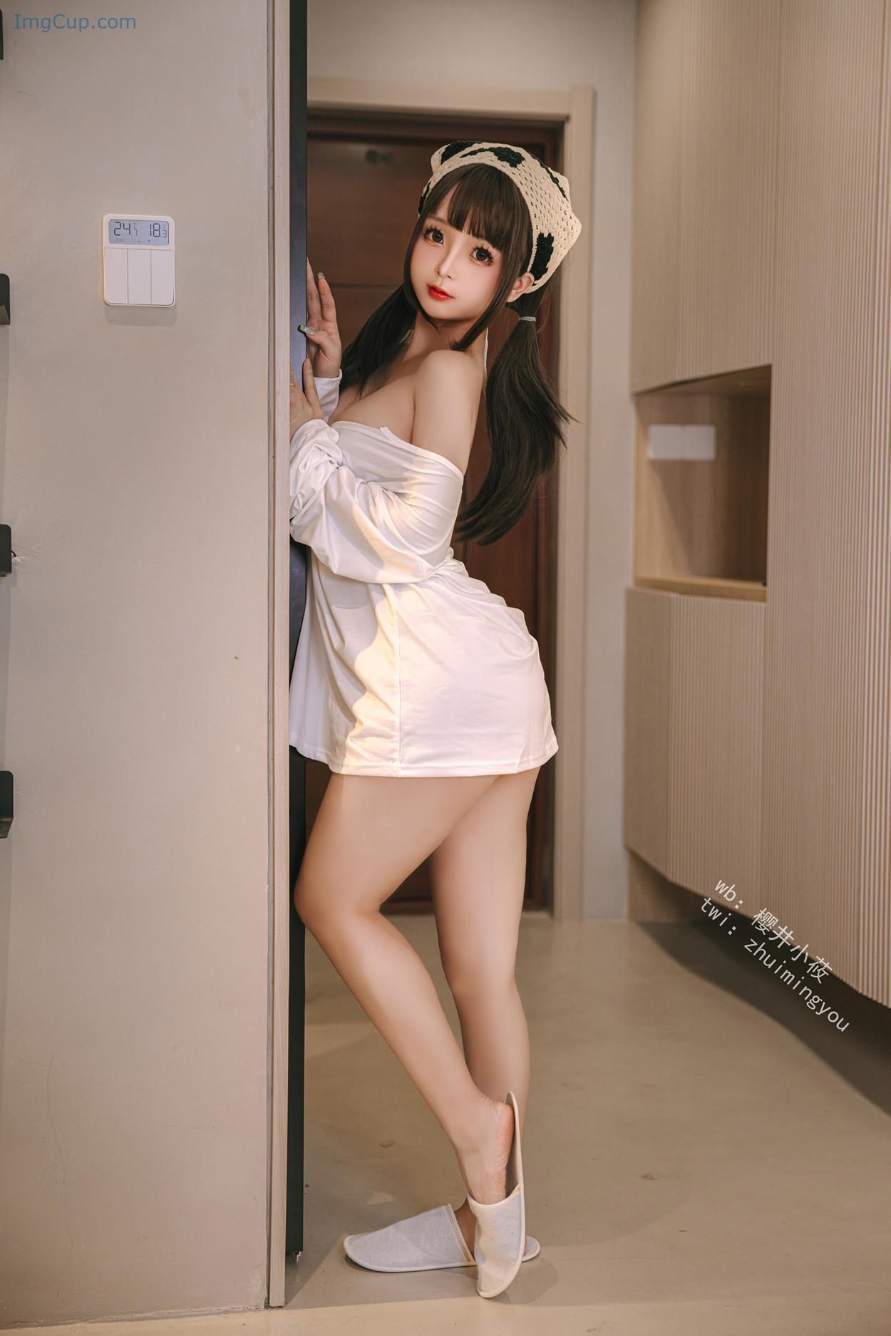 COS03V065_69.jpg COS03V065 69