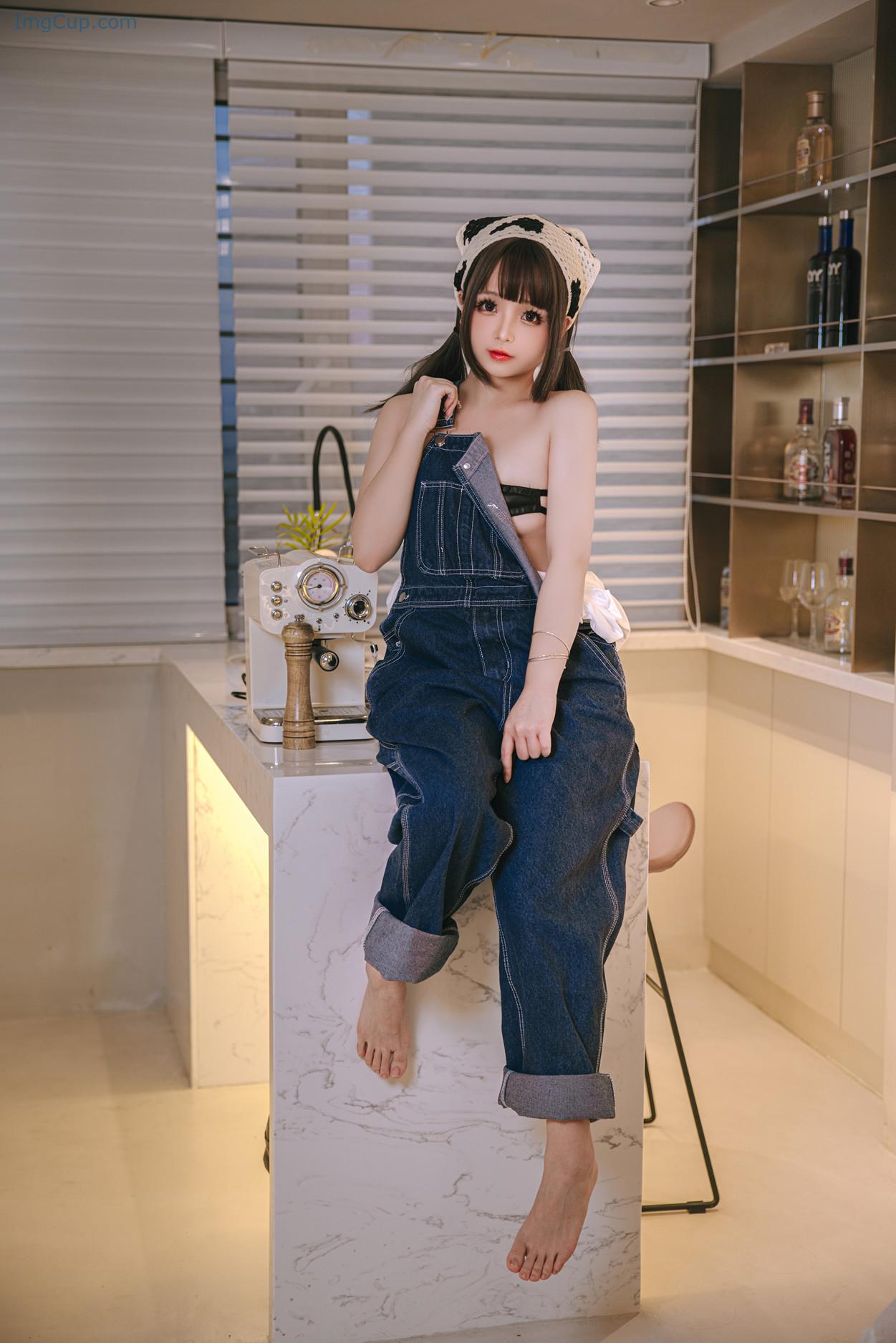 COS03V065_7.jpg COS03V065 7