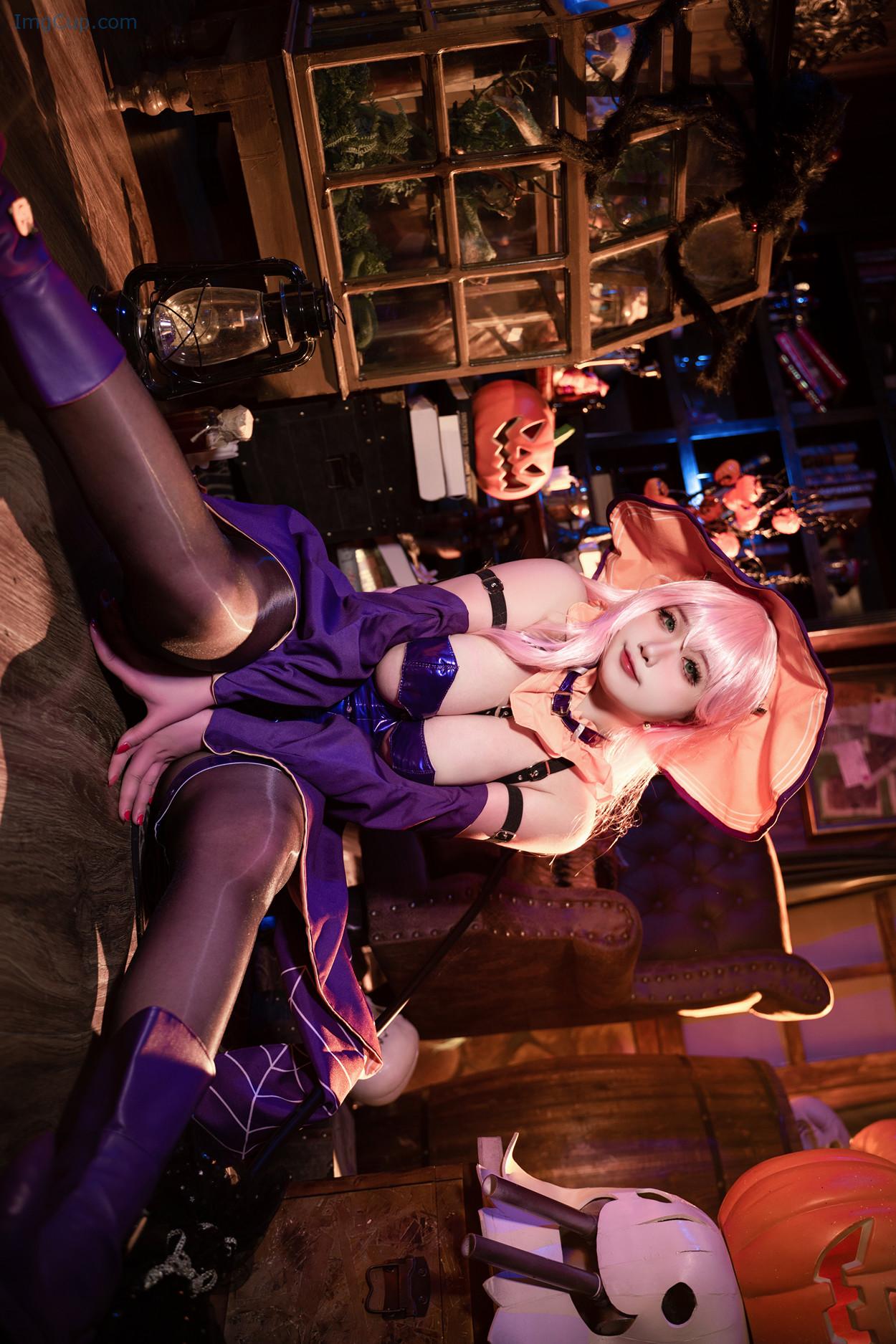 COS03V068_4.jpg COS03V068 4