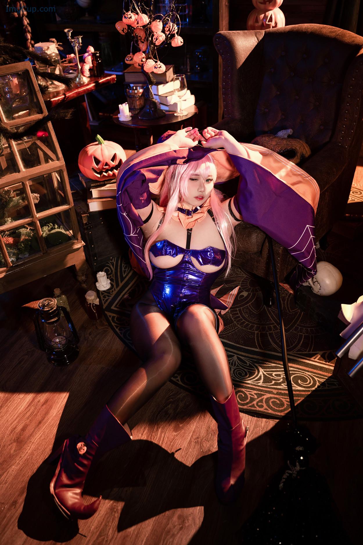 COS03V068_5.jpg COS03V068 5