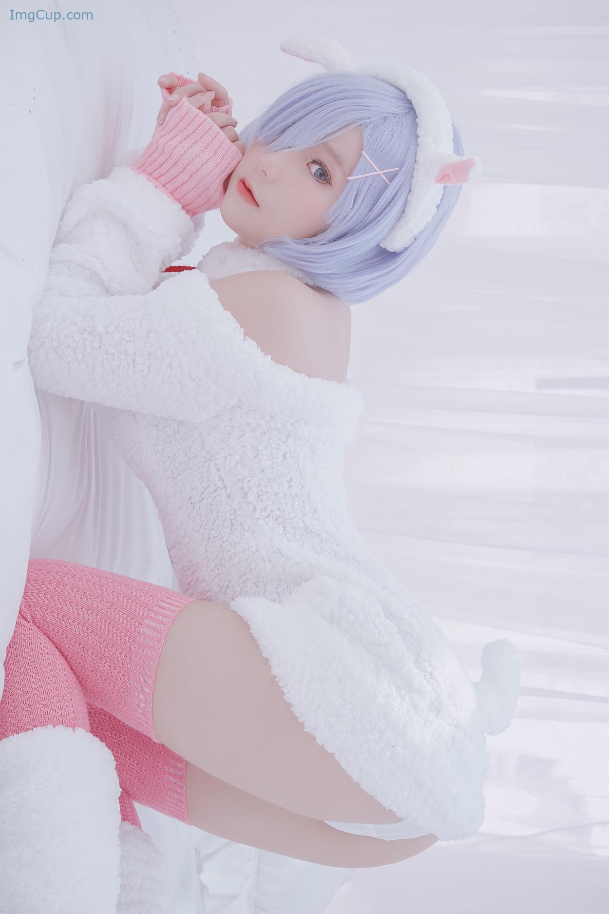 COS03V081_24.jpg COS03V081 24