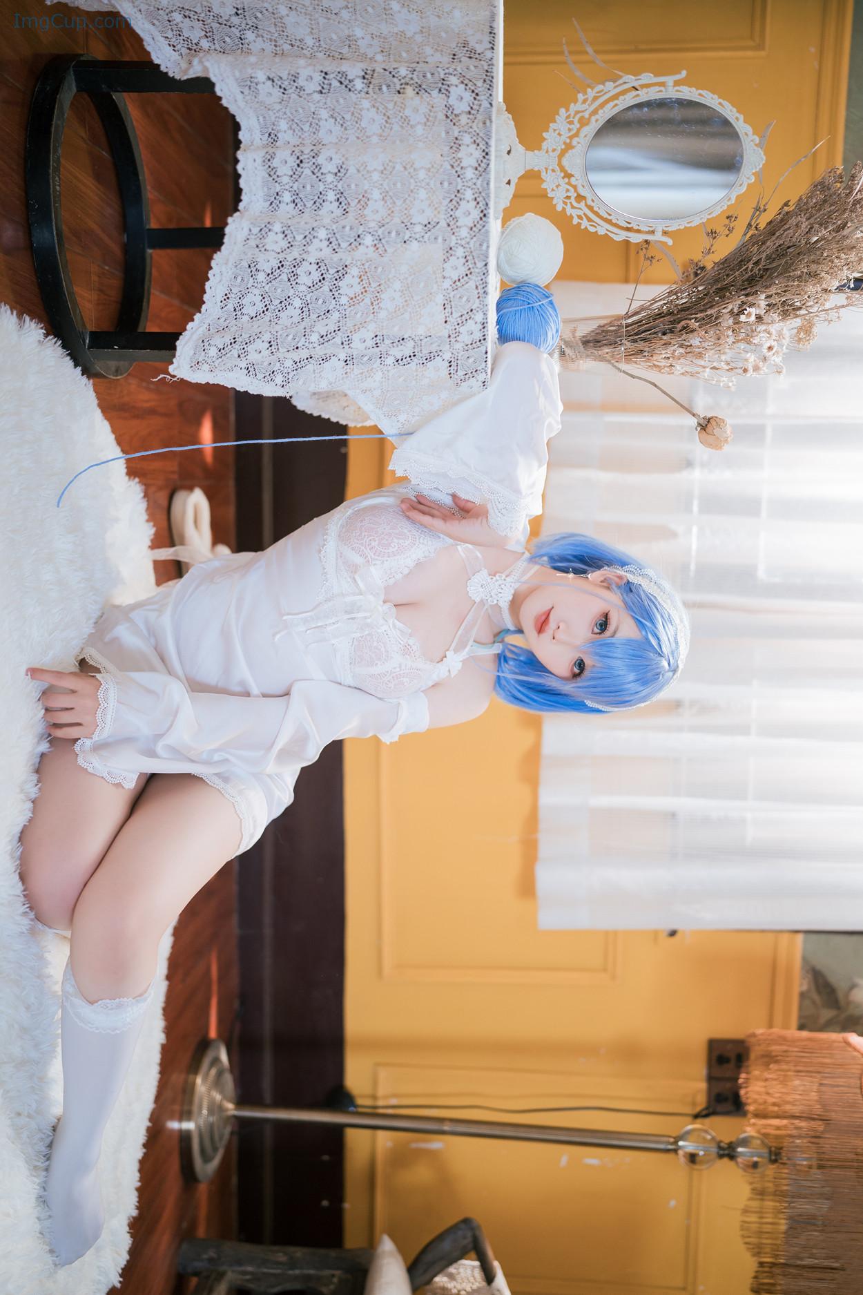 COS03V083_20.jpg COS03V083 20