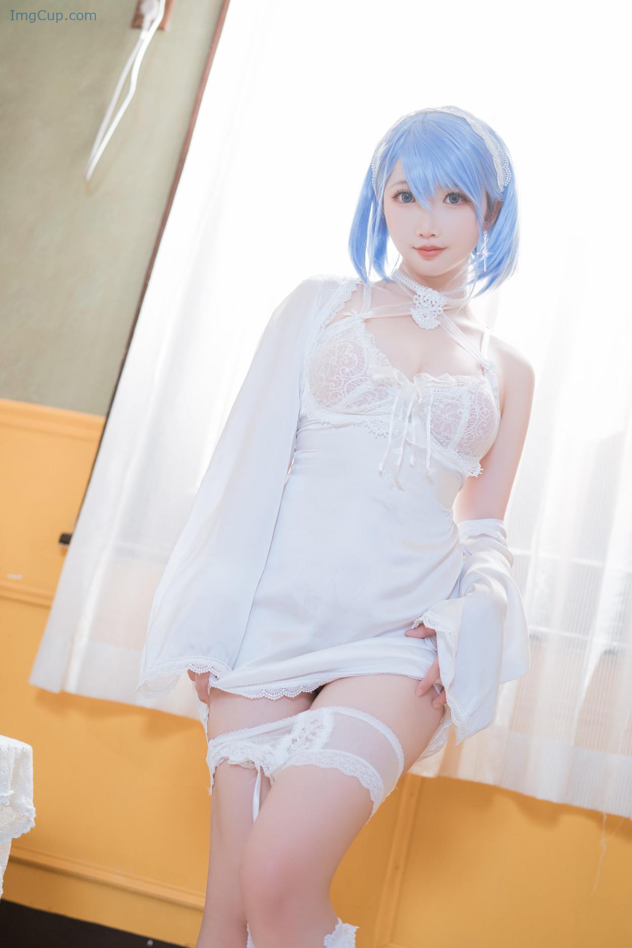 COS03V083_29.jpg COS03V083 29