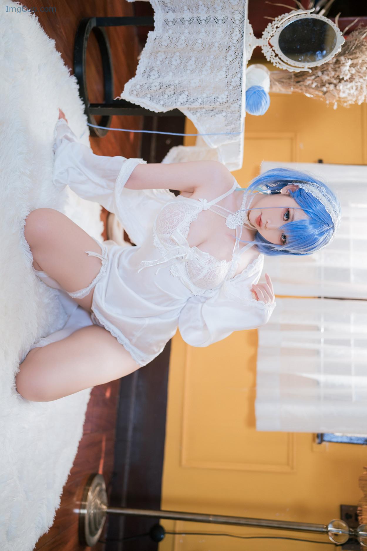 COS03V083_30.jpg COS03V083 30