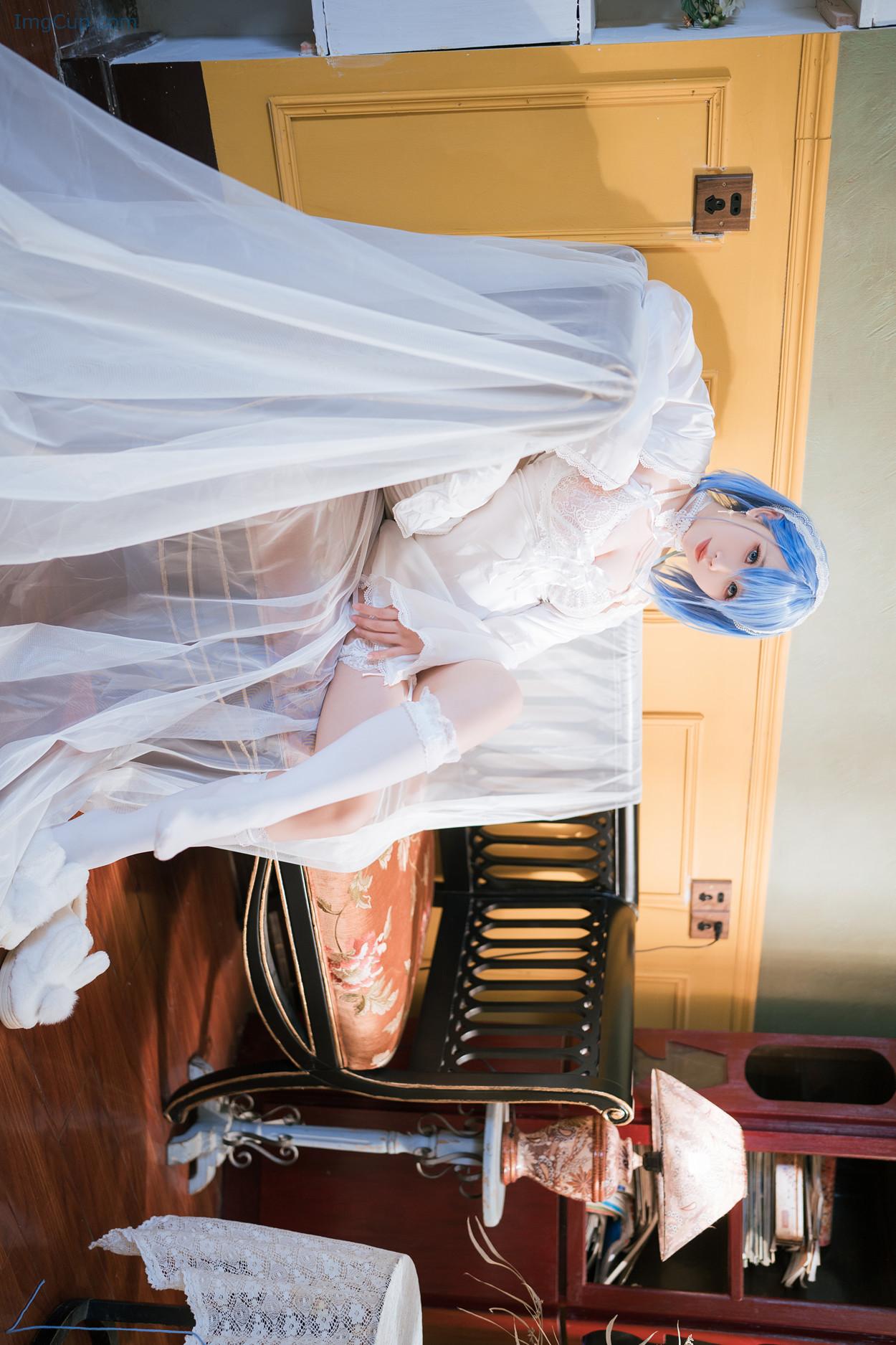 COS03V083_39.jpg COS03V083 39