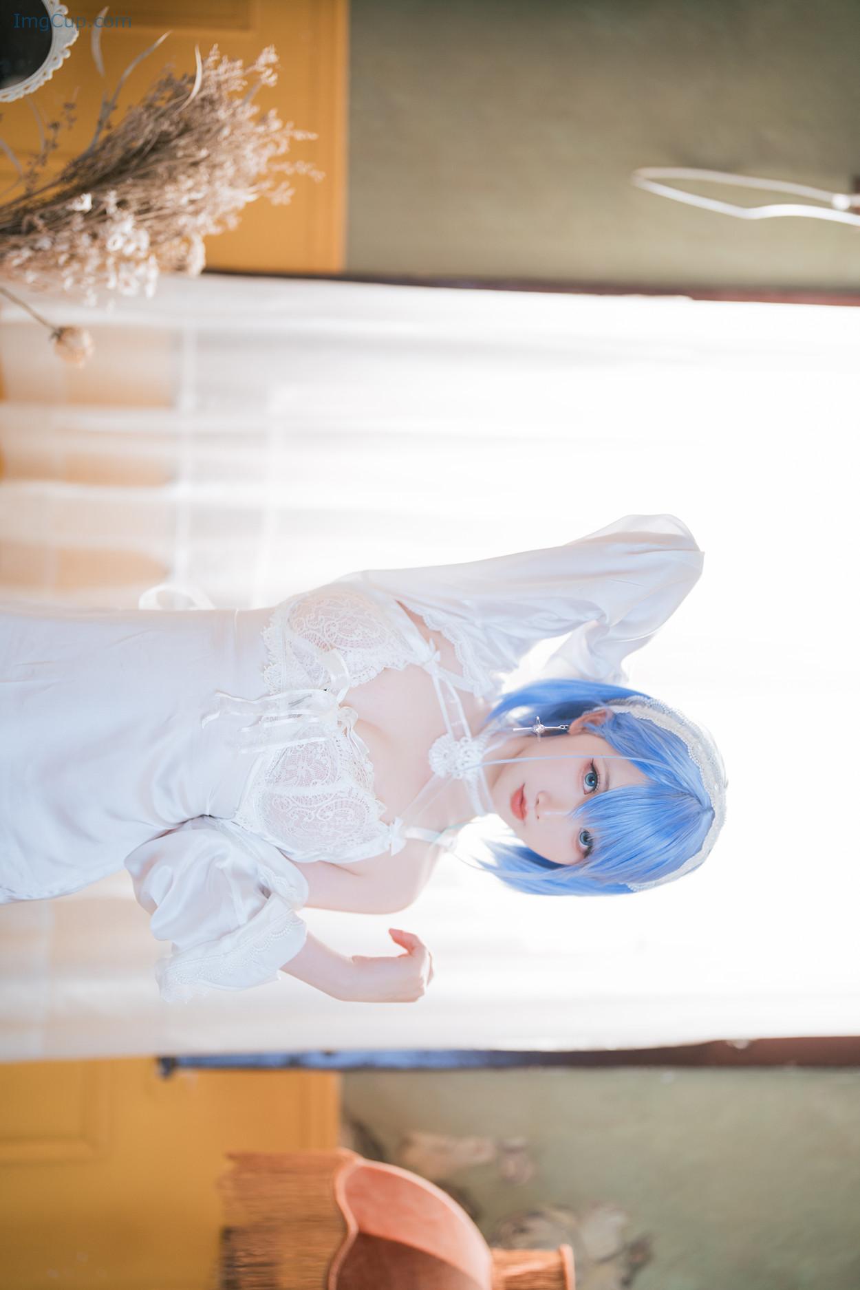 COS03V083_41.jpg COS03V083 41