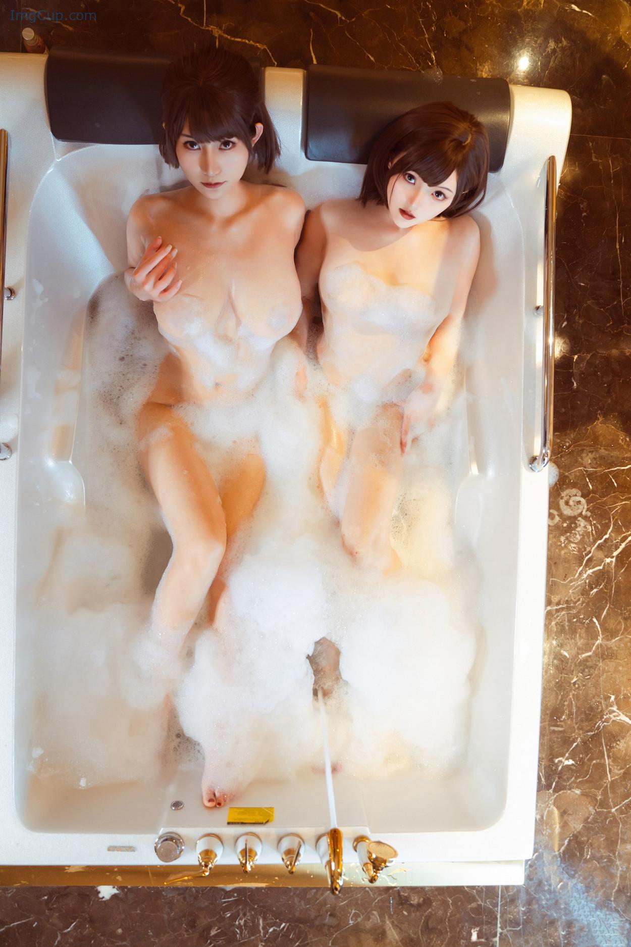 COS03V086_4.jpg COS03V086 4